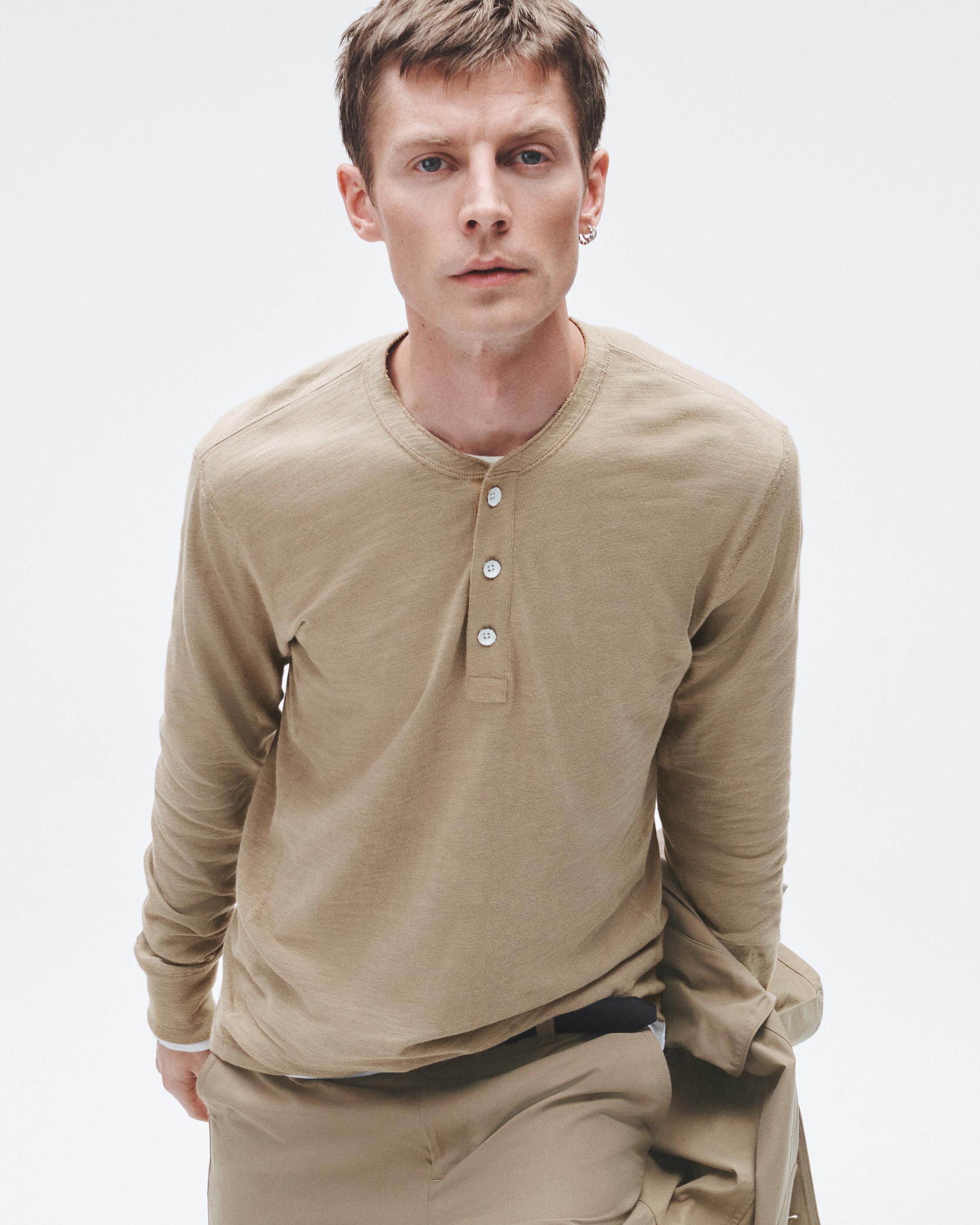 Classic Flame Henley - Taupe