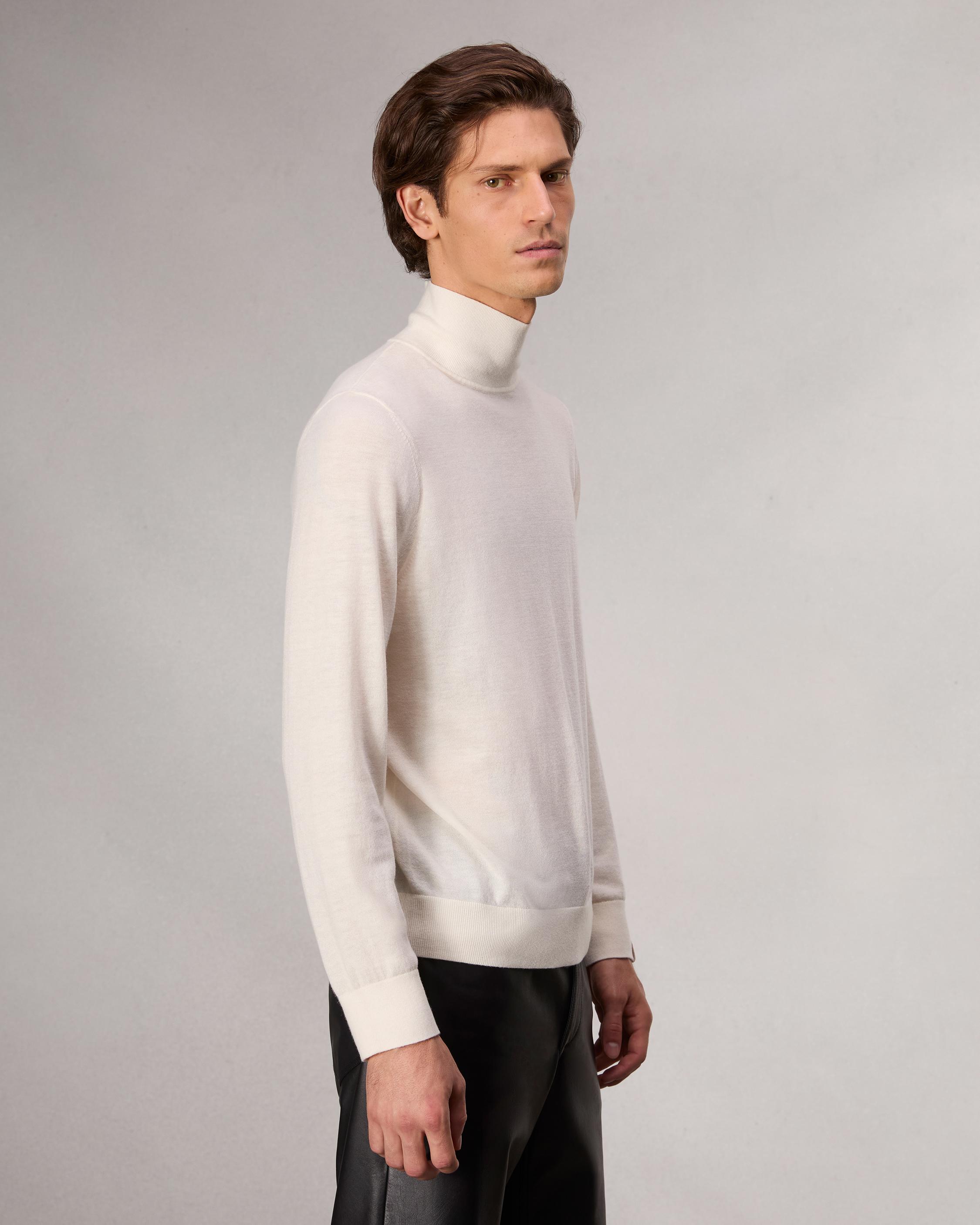 Roy Turtleneck Sweater image number 3