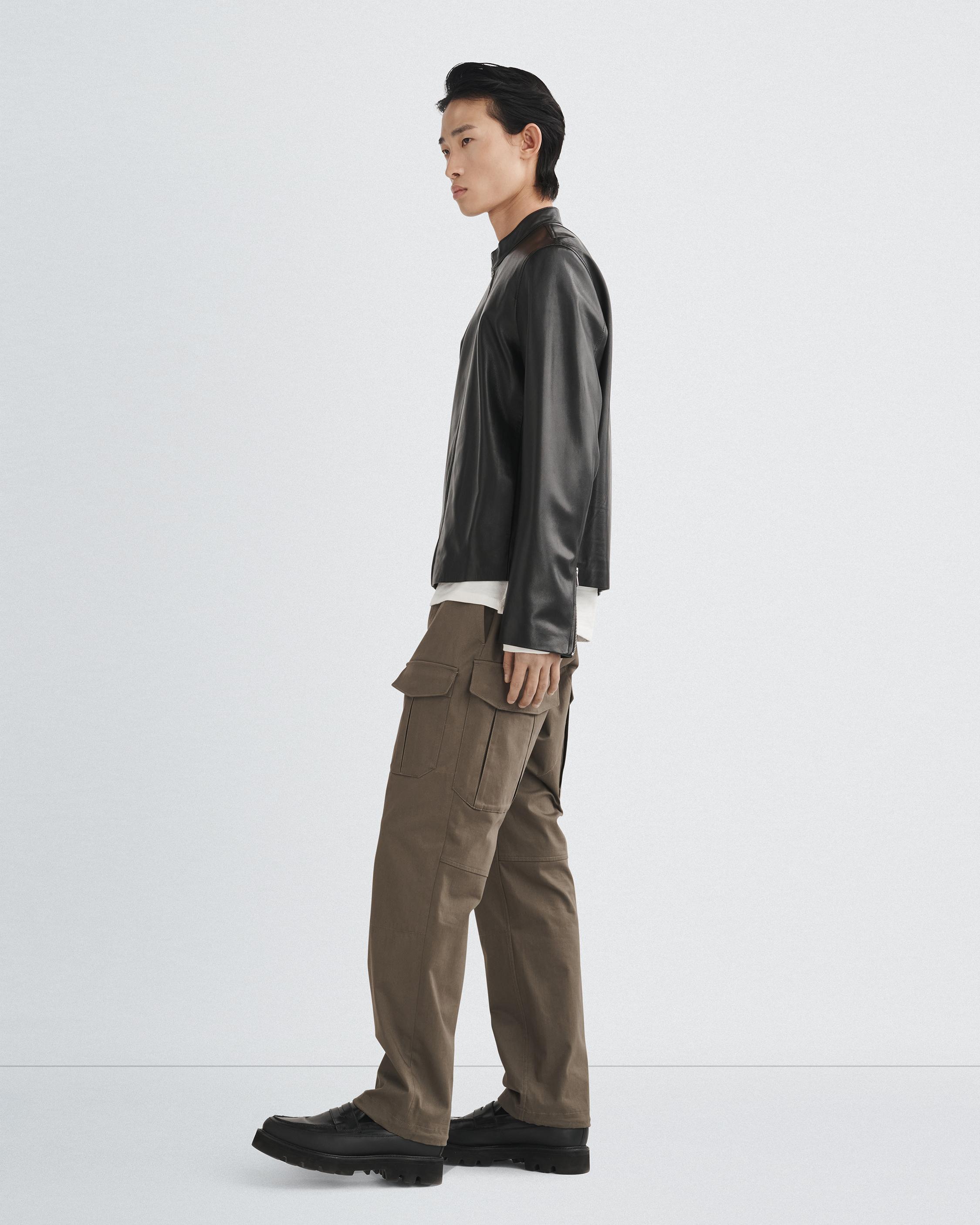 ESSENTIAL - CARGO PANTS - BLACK