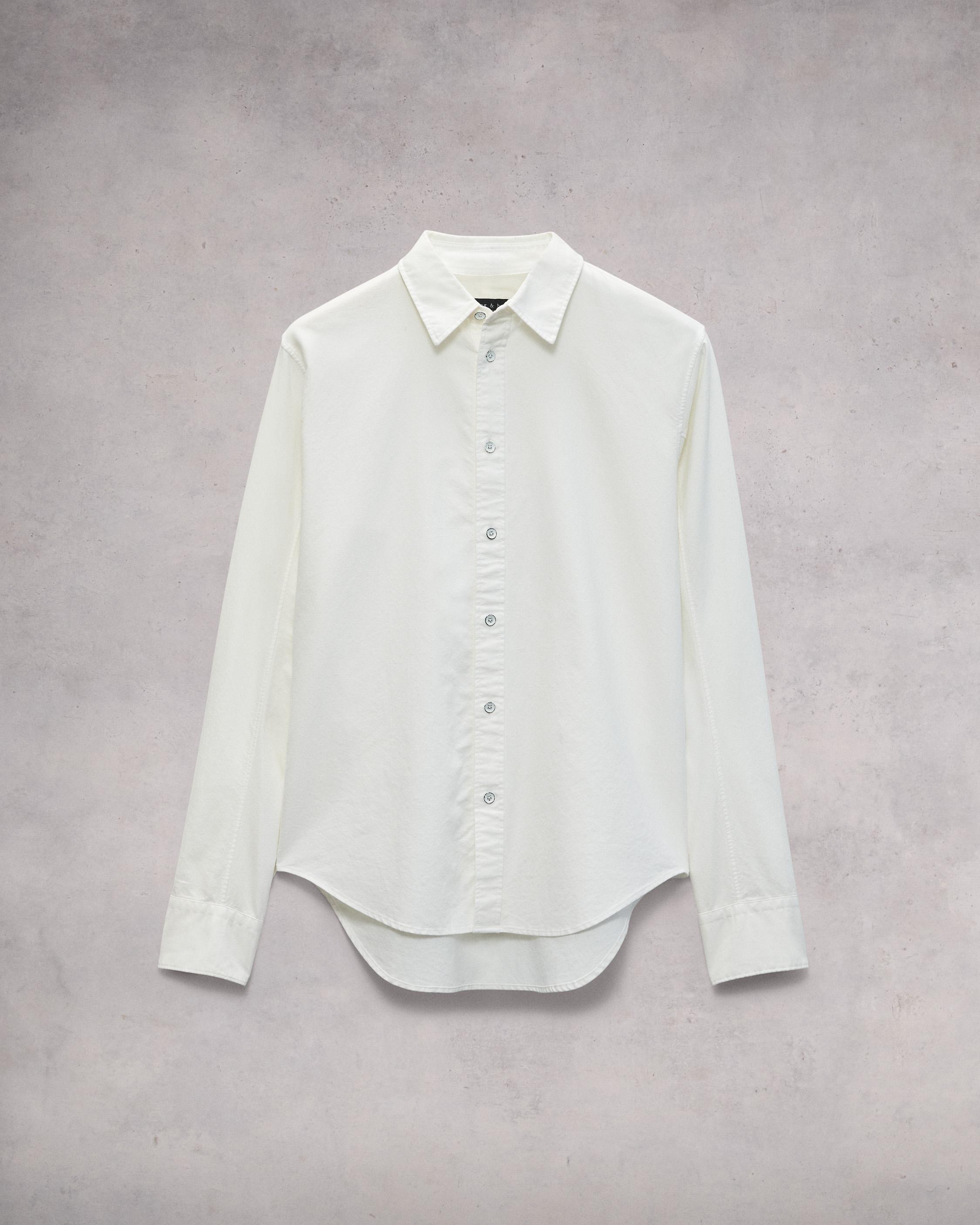 The Men's Oxford Shirt with Magic Fit®