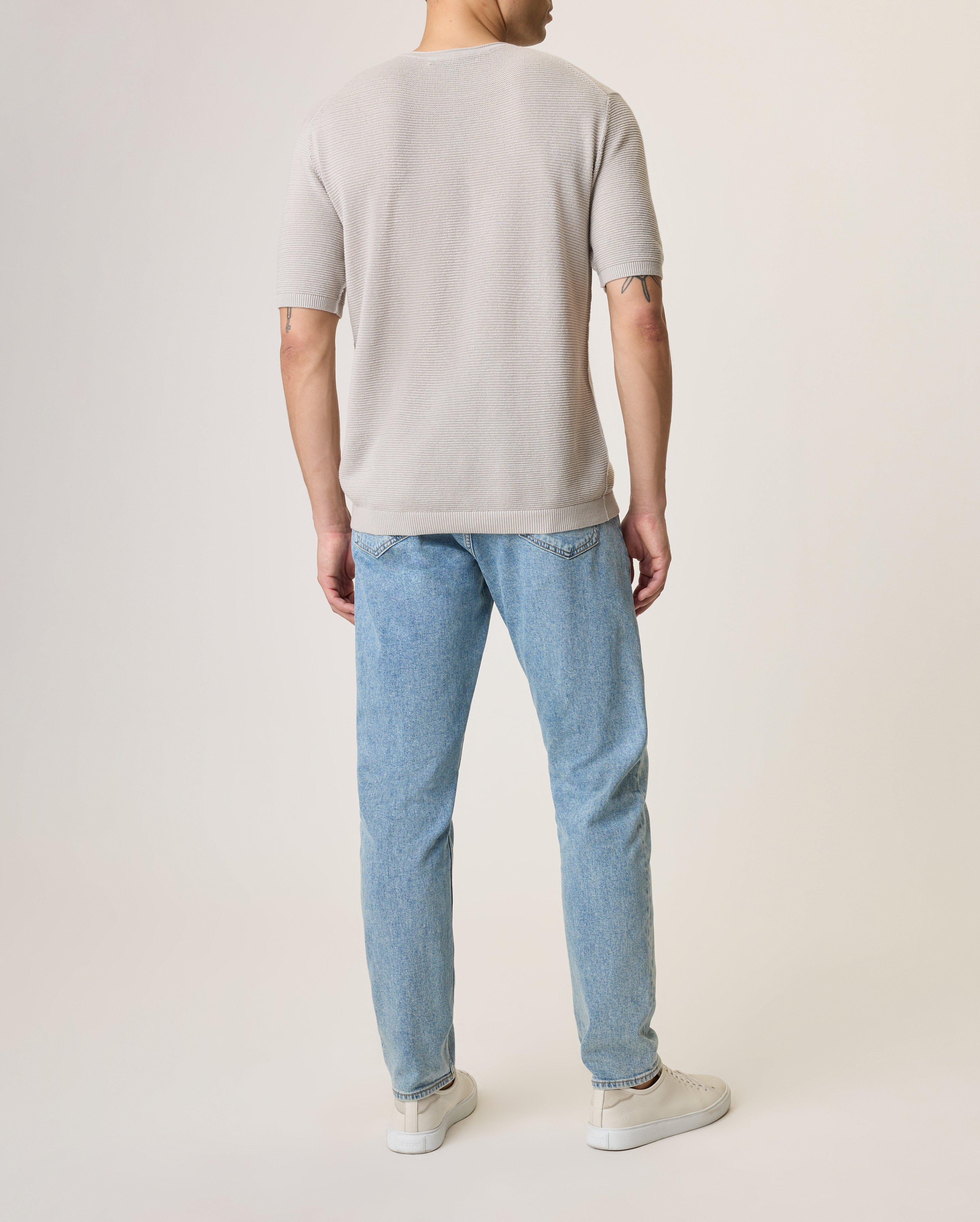 rb 3 Athletic Fit Jeans image number 2