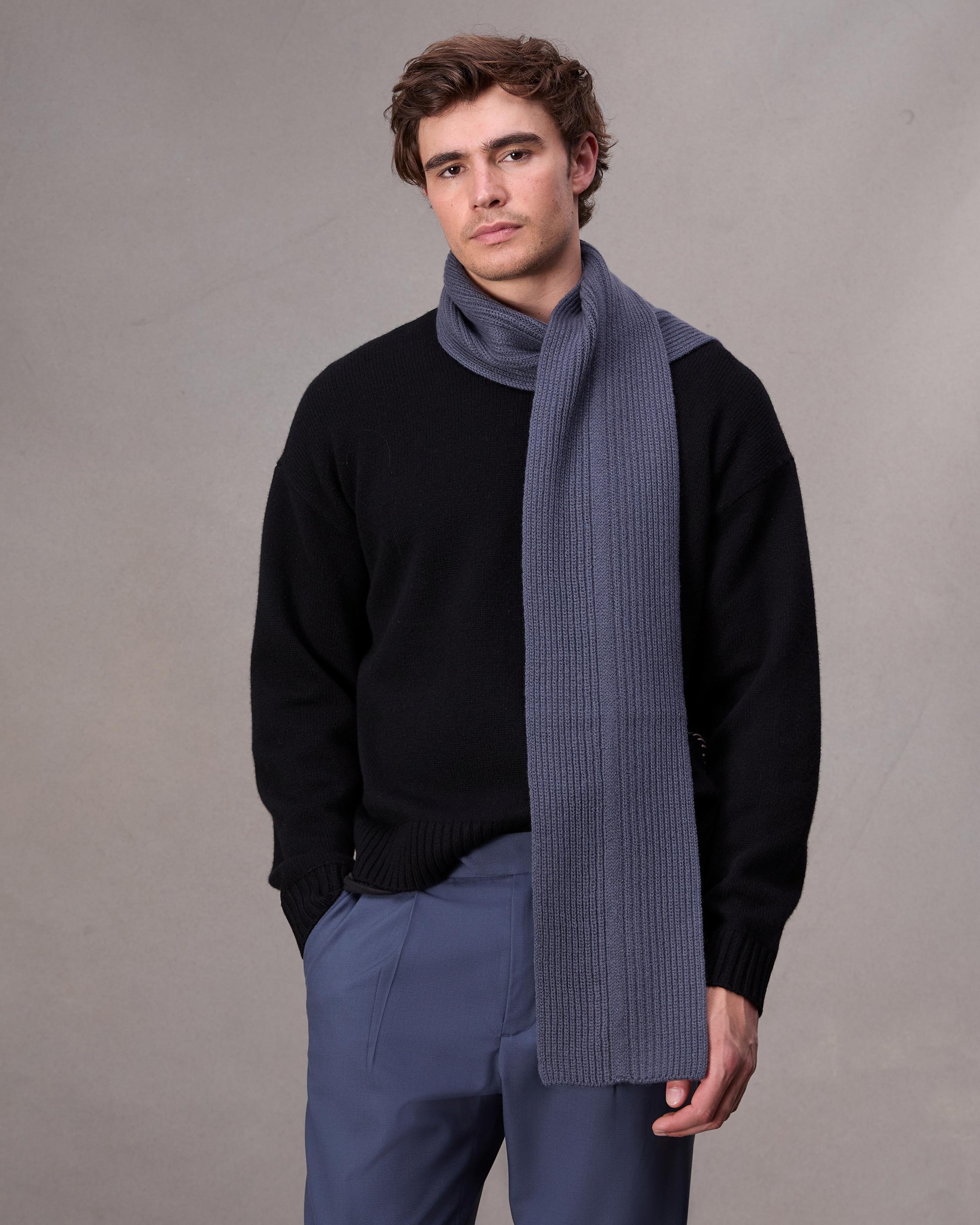 Max Wool Scarf image number 1