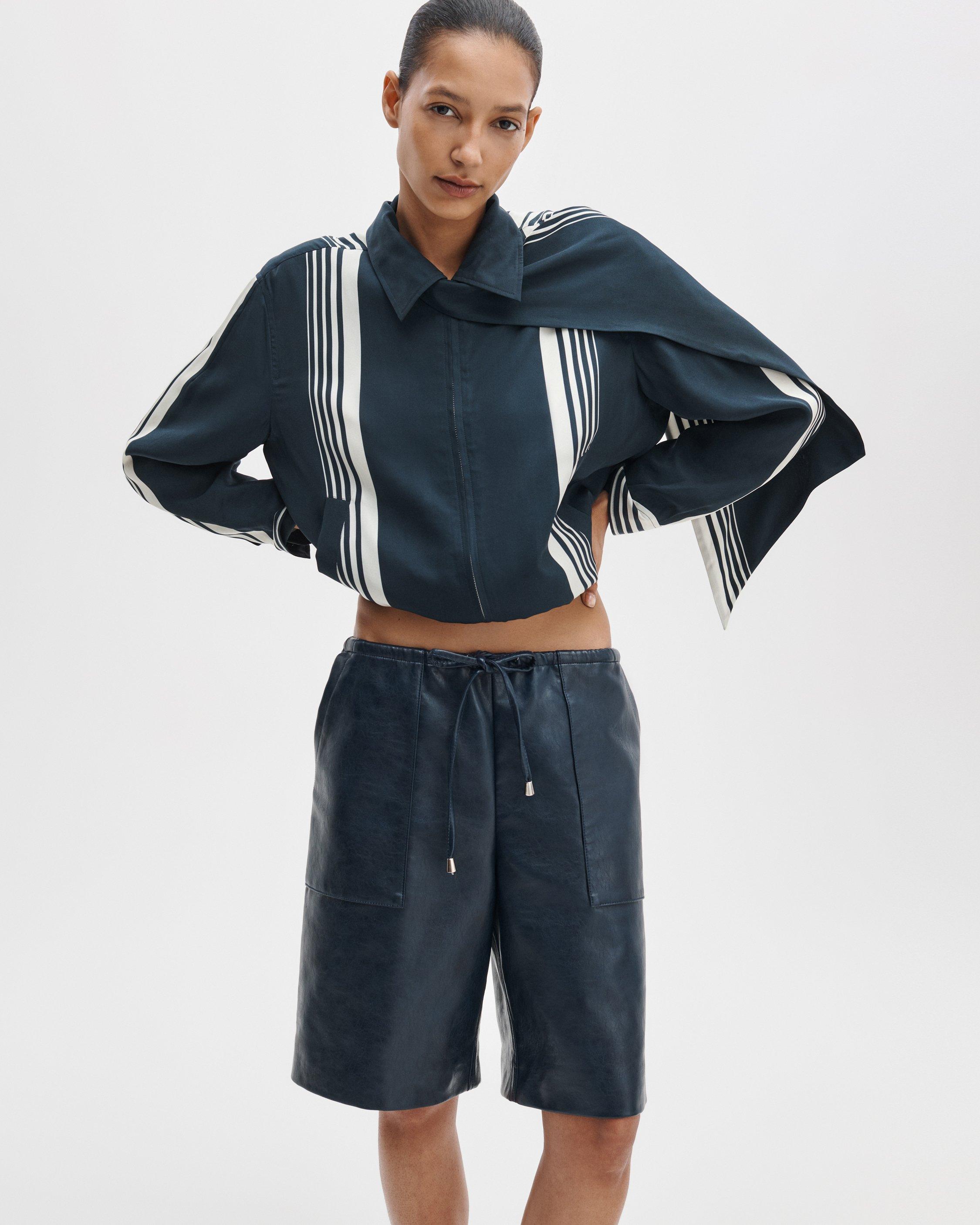 Claire Drawstring Short image number 3