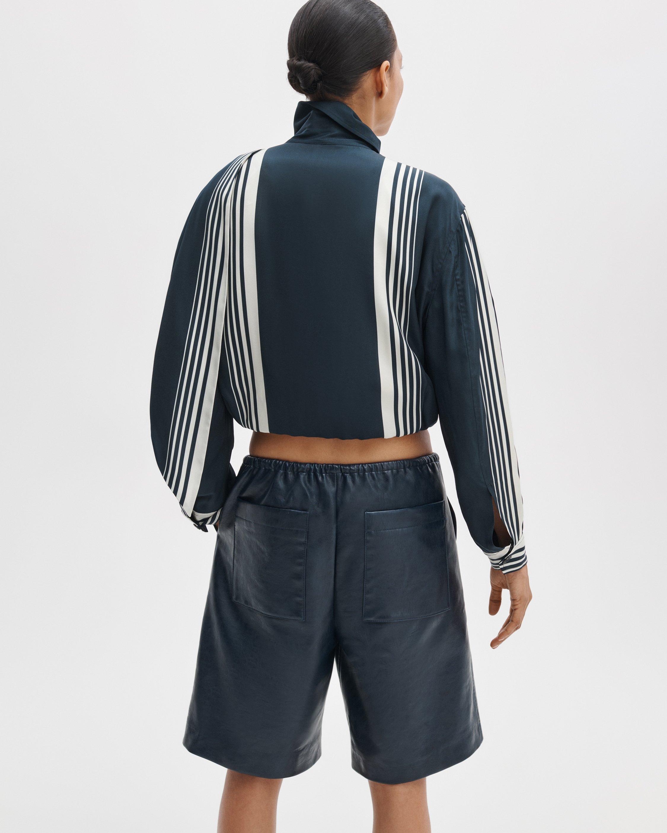 Claire Drawstring Short image number 5