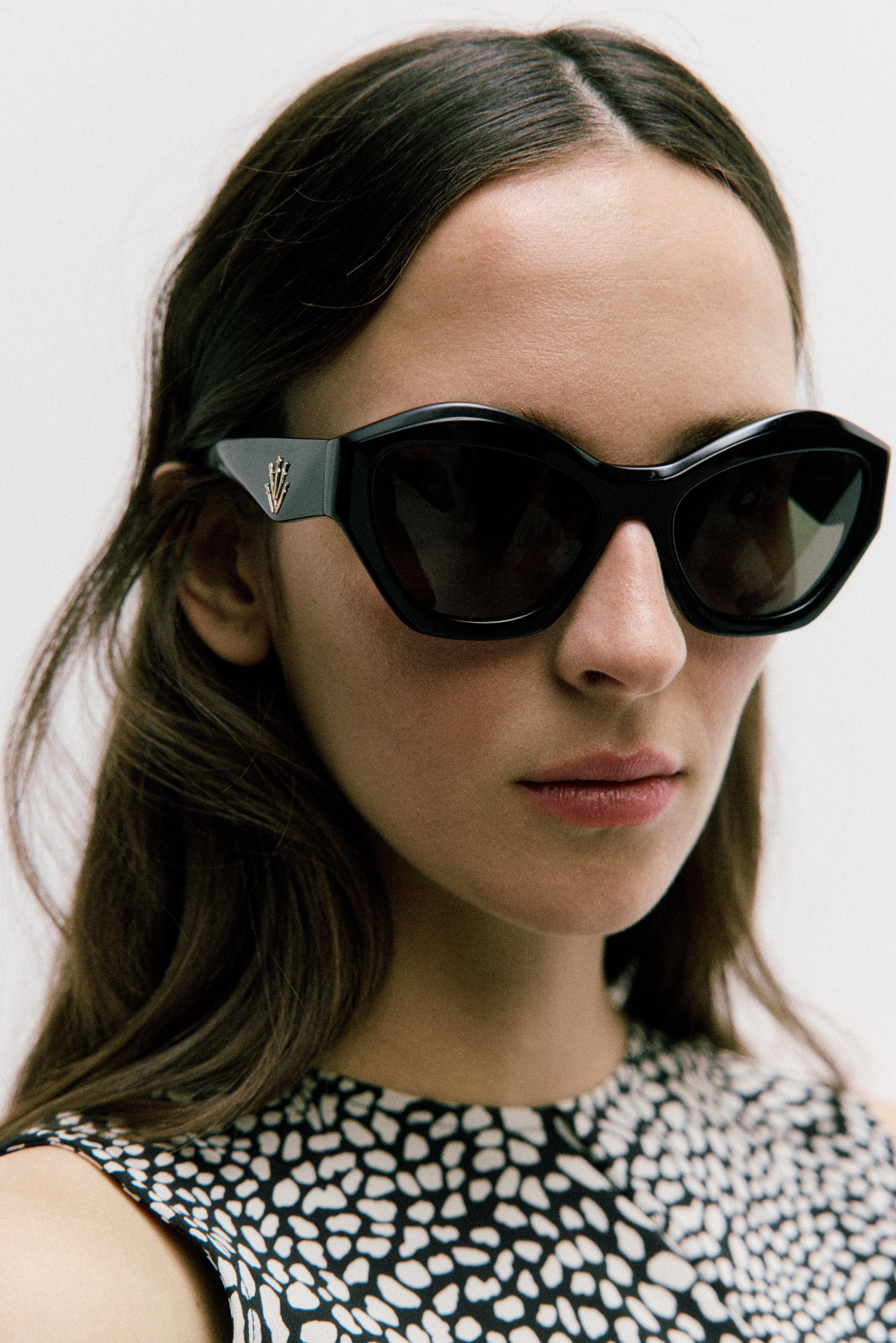 Jennifer Cat-Eye Sunglasses image number 2
