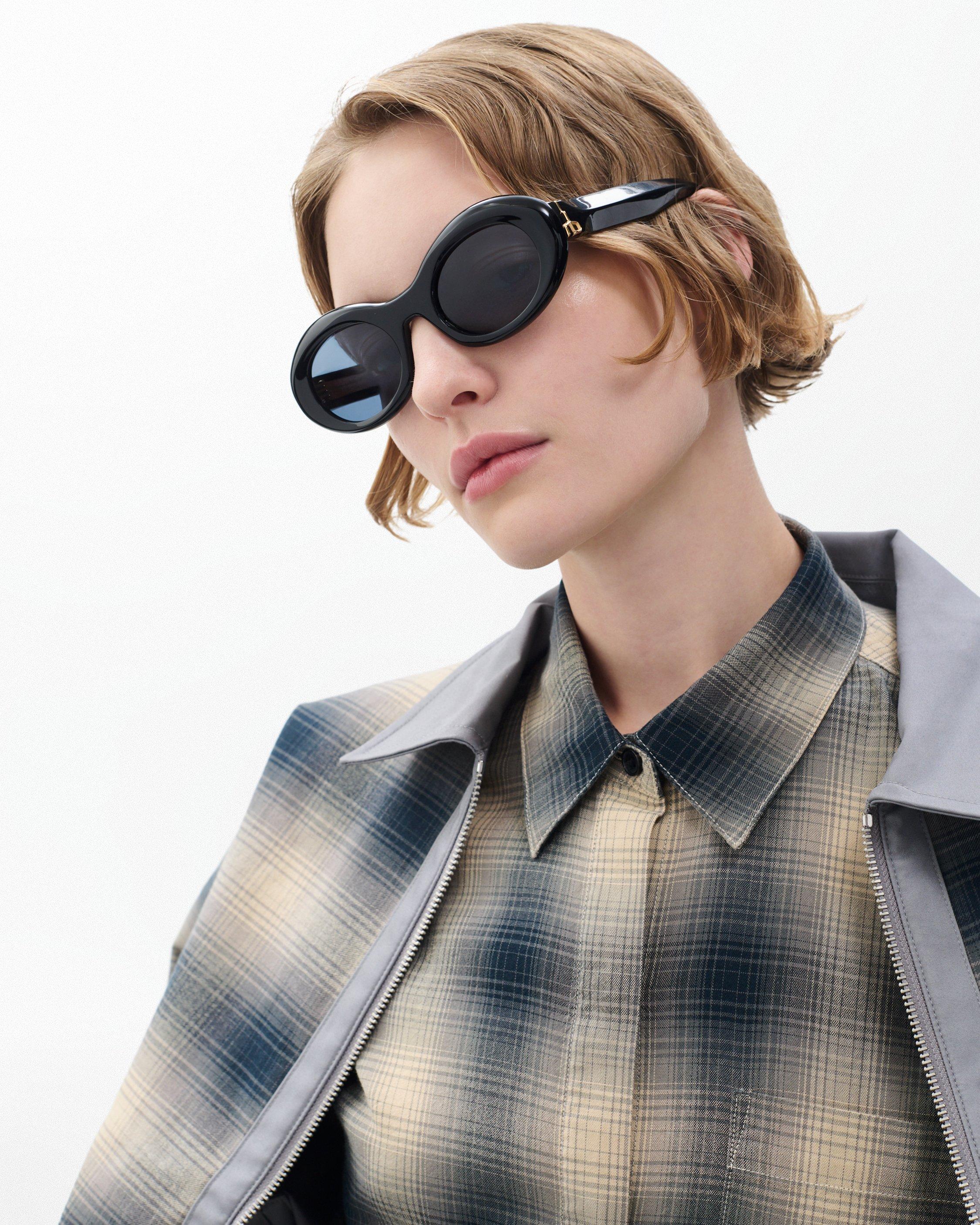 Miley Oval Sunglasses image number 2