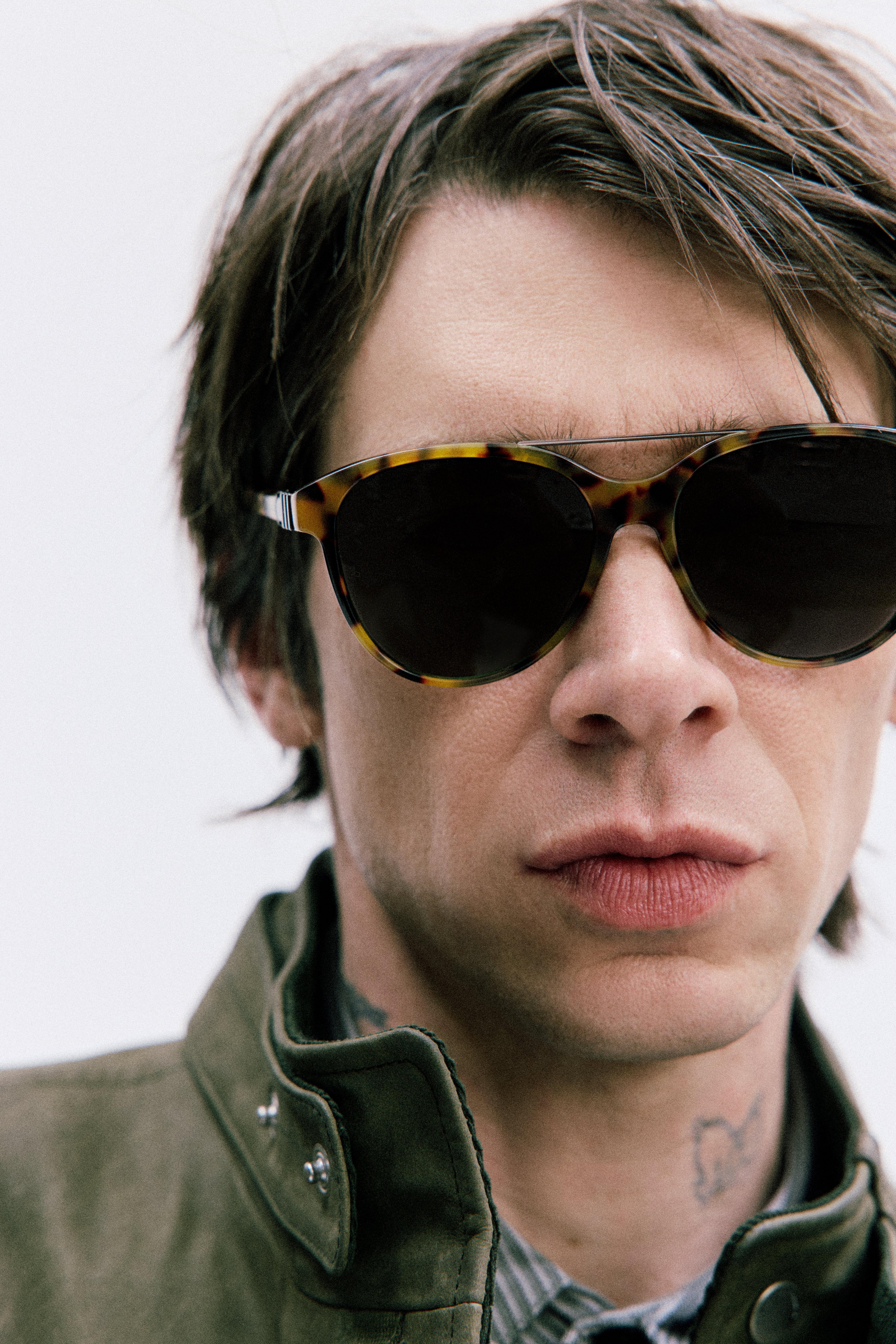 Grayson Oval Sunglasses image number 2