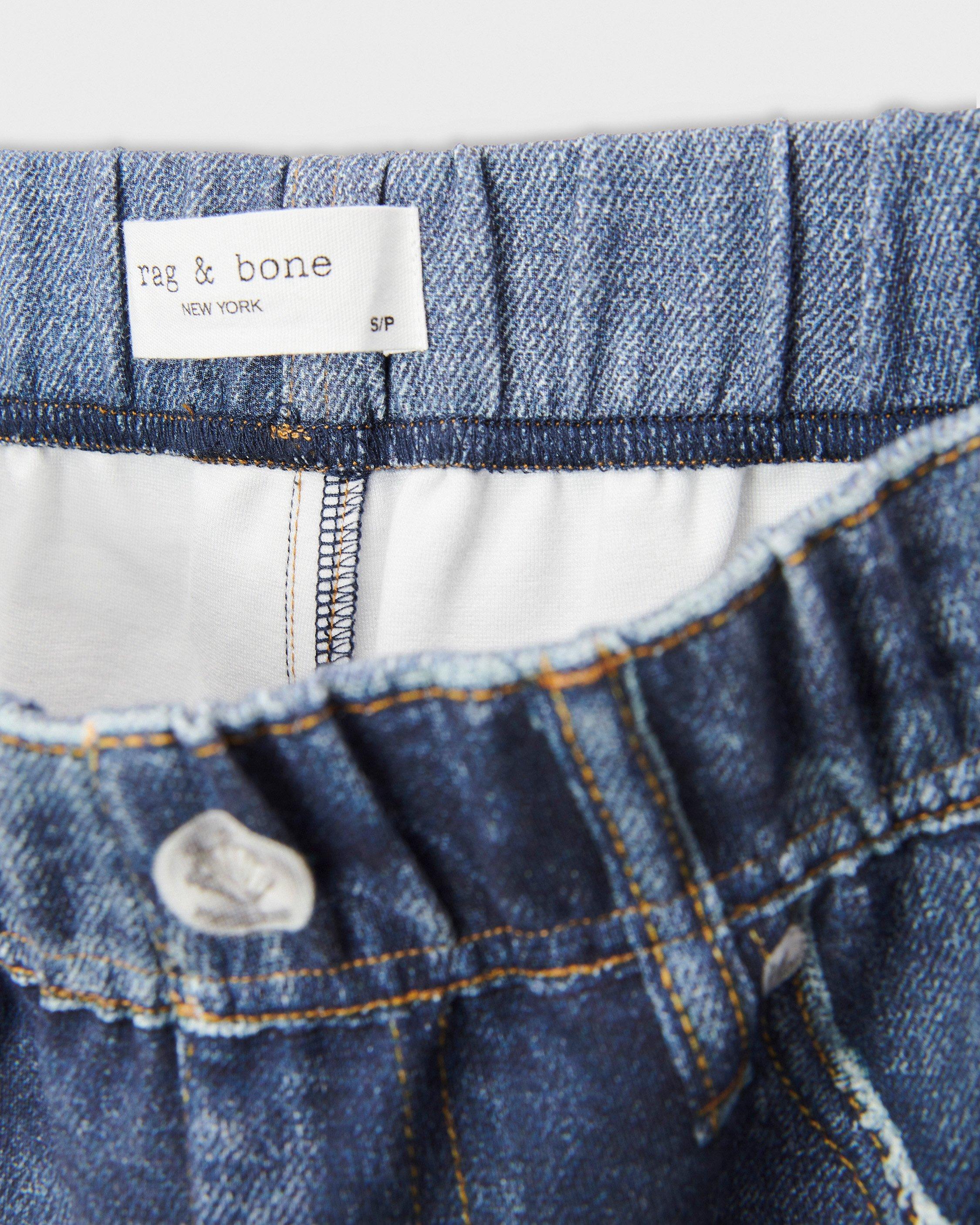 rb Miramar Walking Shorts image number 6