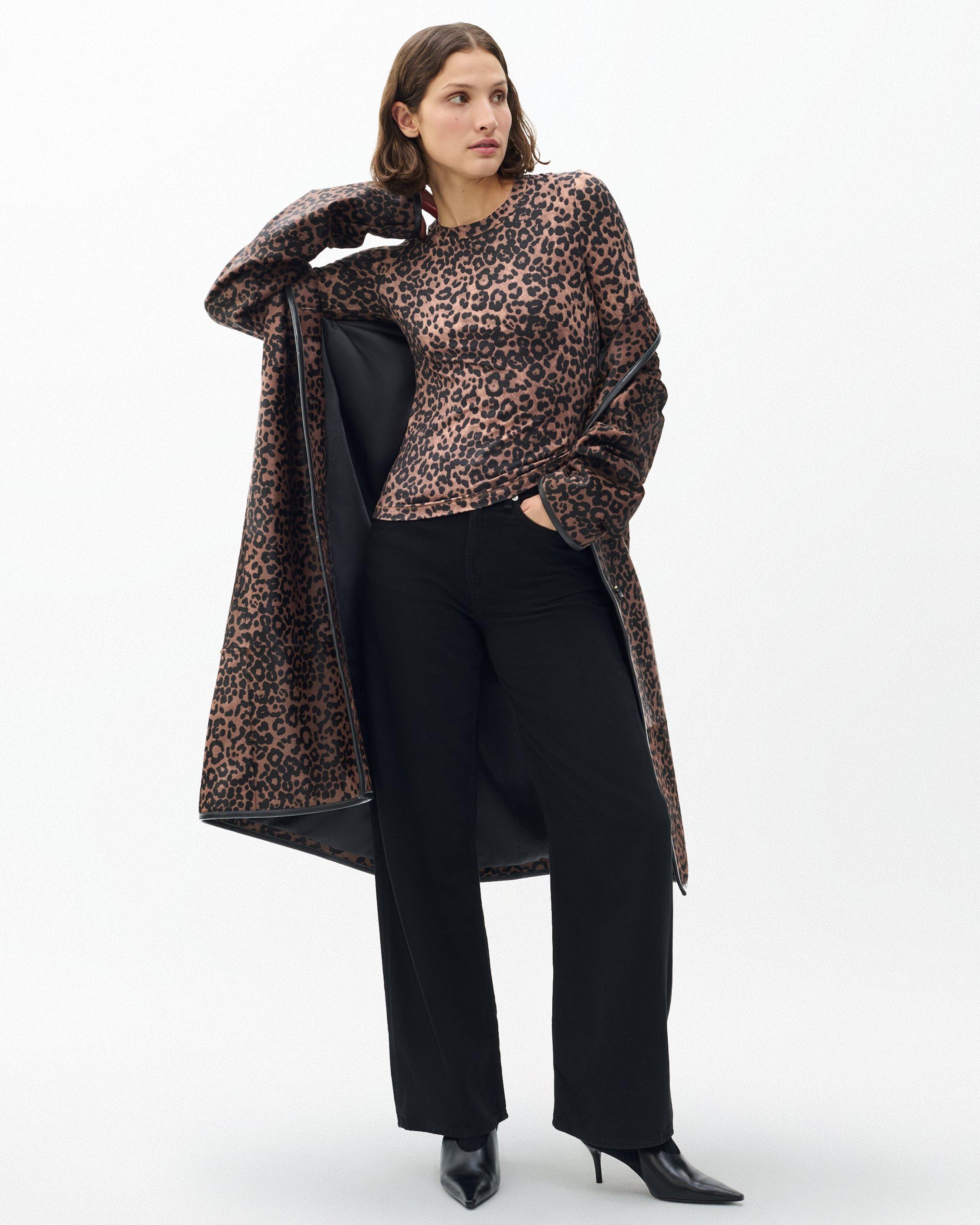 Luca Leopard-Print Long-Sleeve Tee image number 3