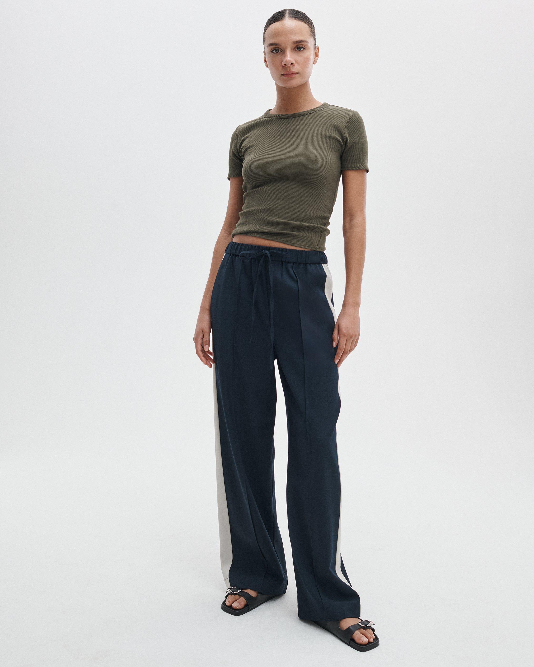 The Essential Ribbed Tee image number 3