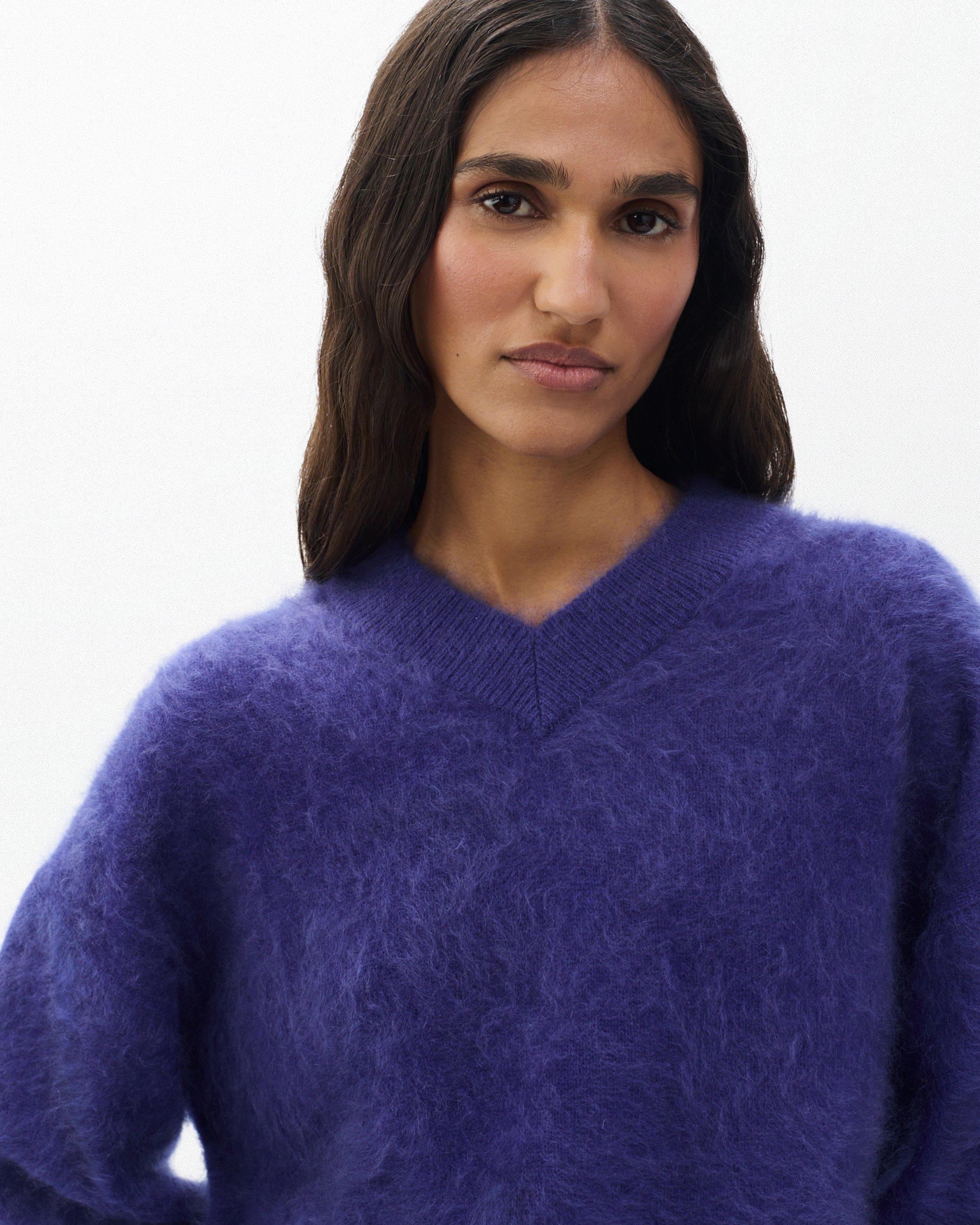 Jada Brushed Cashmere V-Neck Sweater - image 5