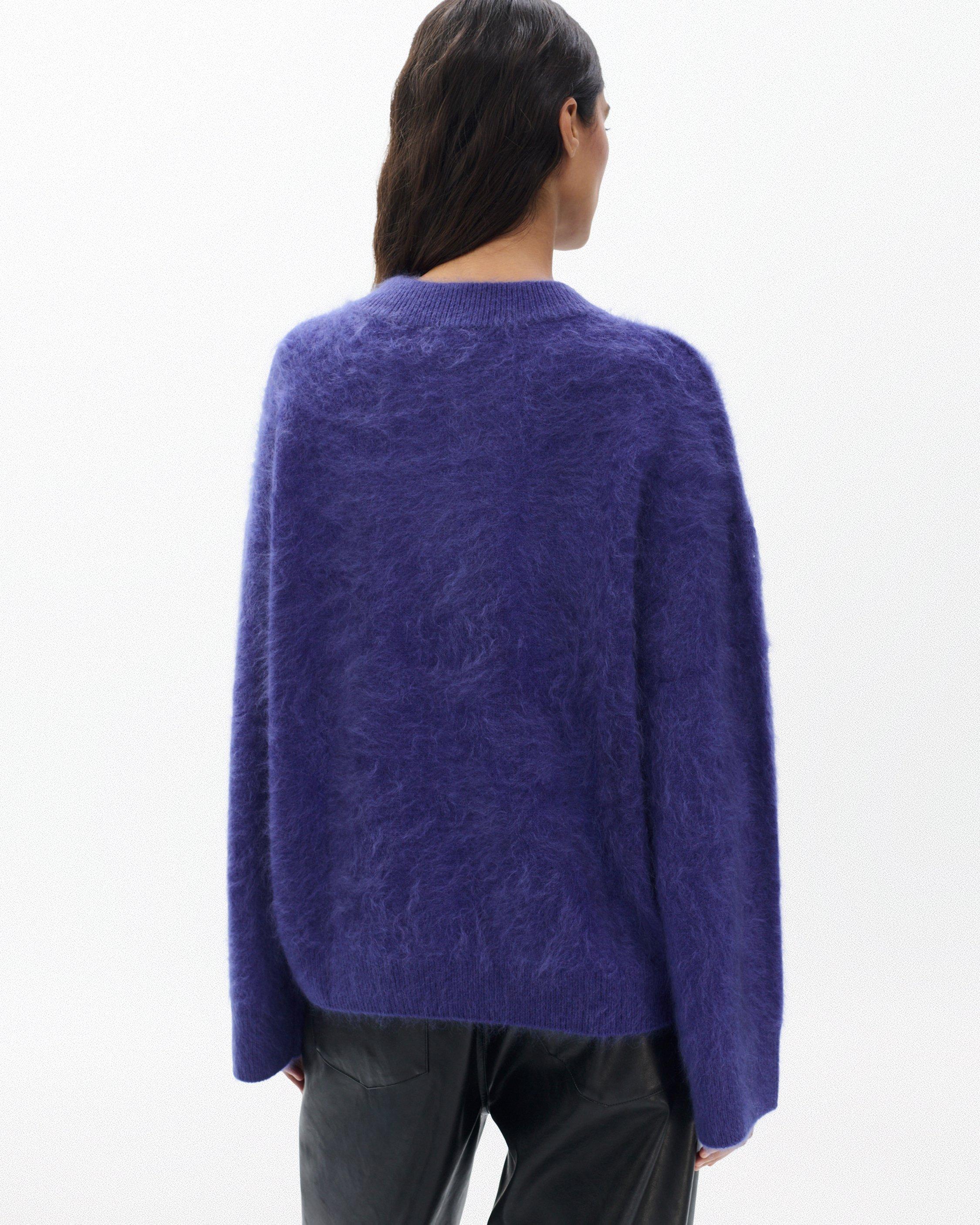Jada Brushed Cashmere V-Neck Sweater image number 6