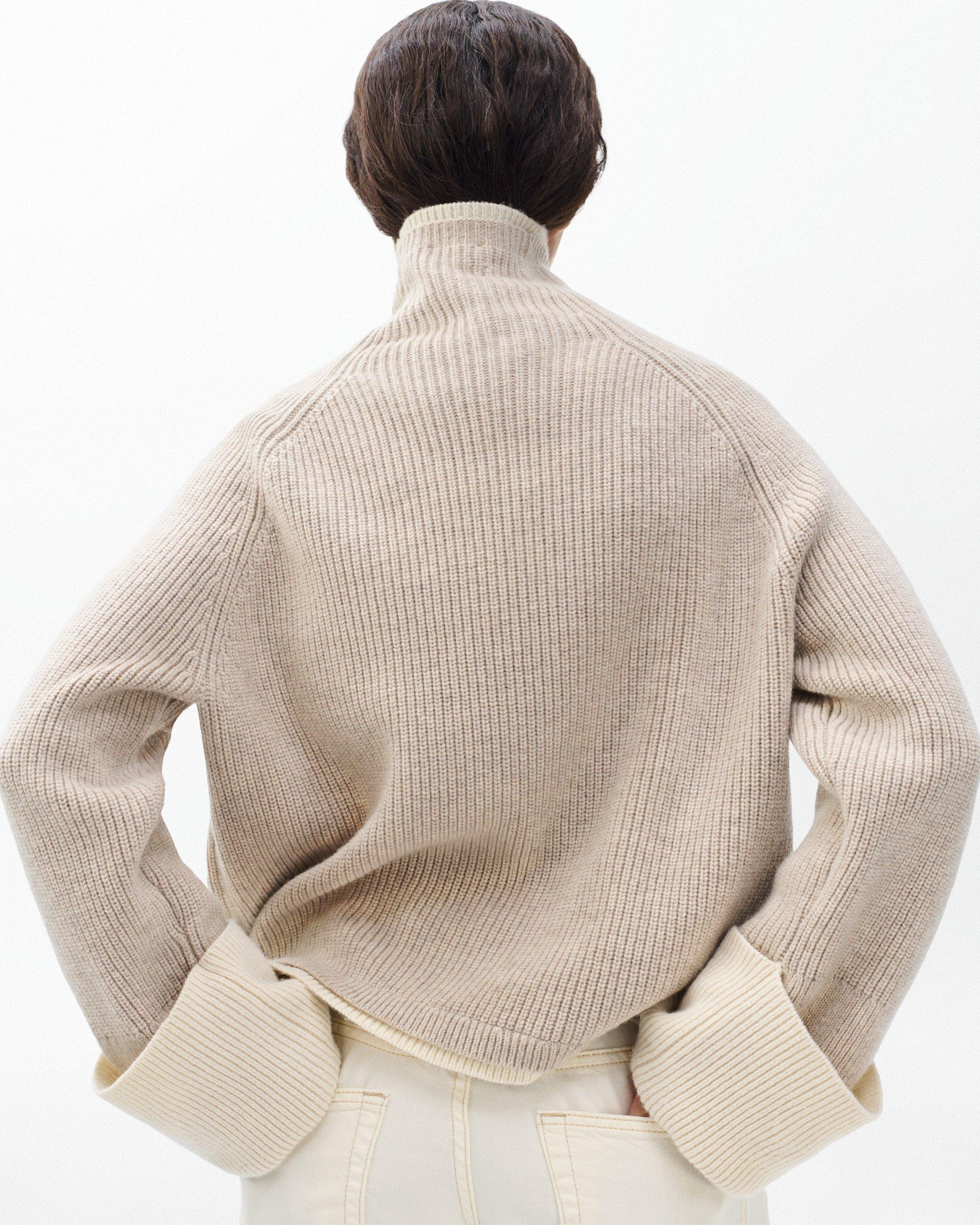 Ilaria Wool Turtleneck - image 5