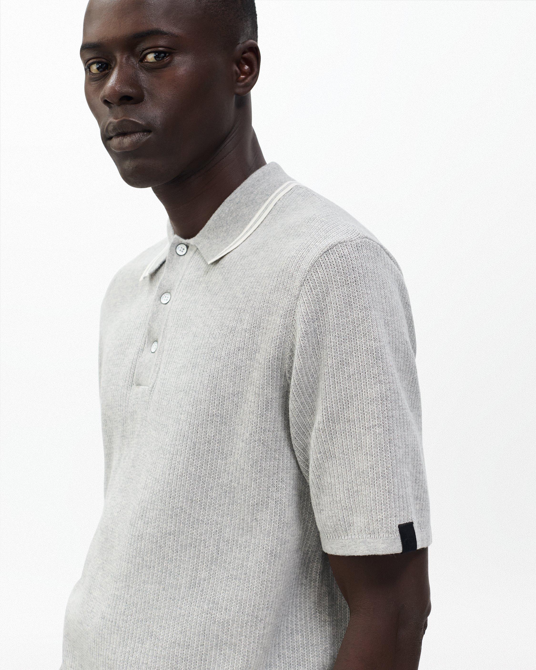 トップス 90s A.P.C. skipper knit polo gray Skipper Knit Polo Shirt - Black | Levi's® US