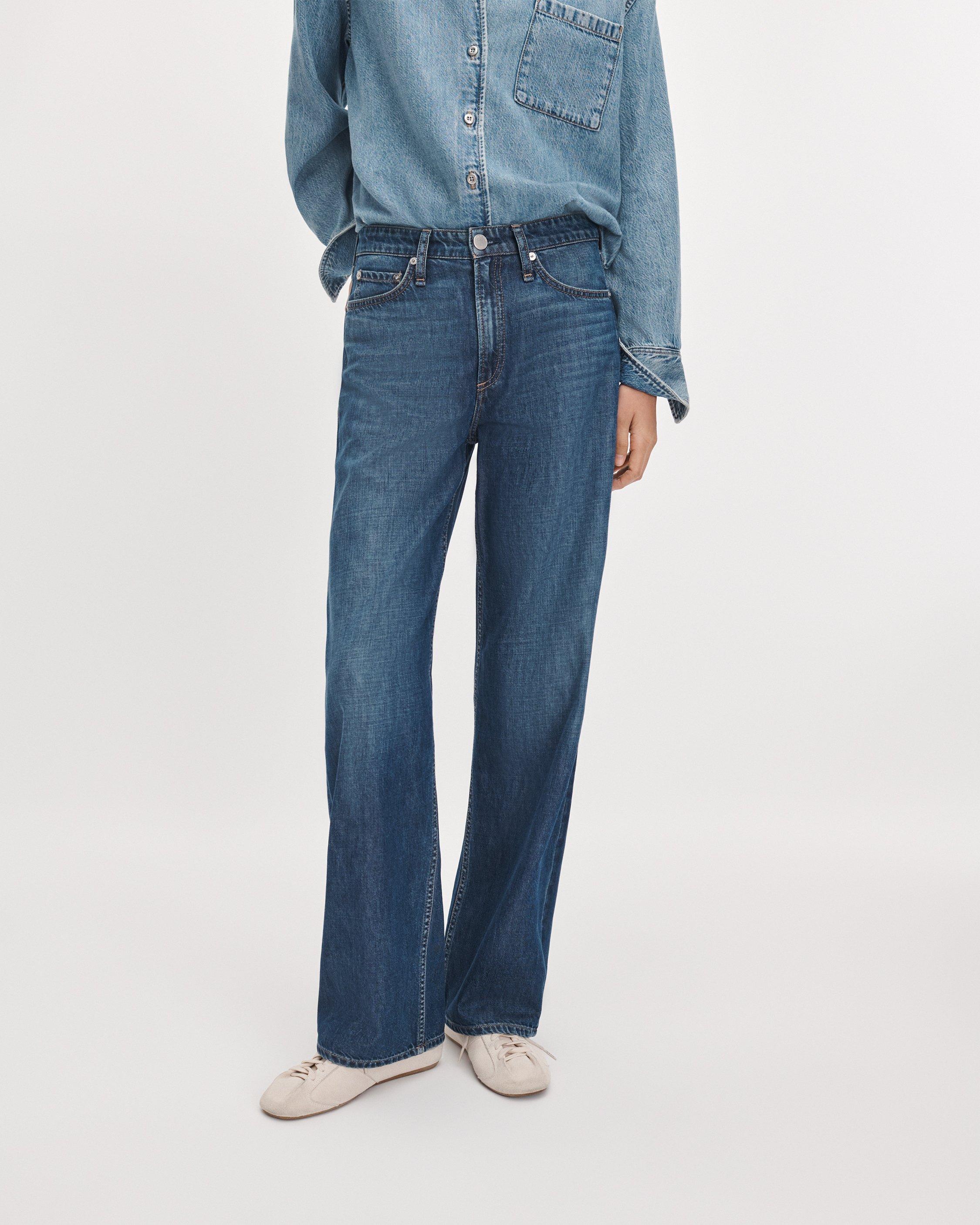Logan Wide-Leg Jean image number 3