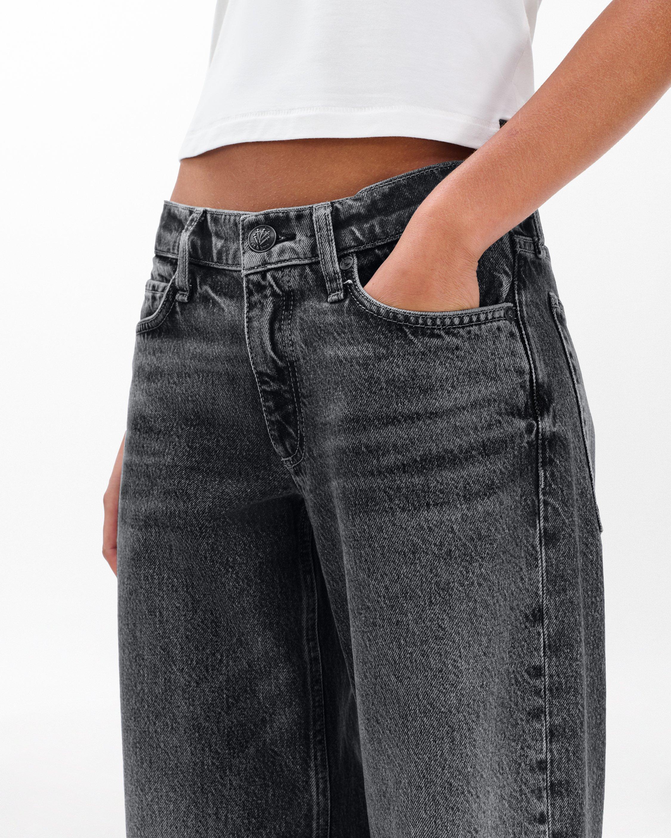 Saige Relaxed Straight Jeans image number 7