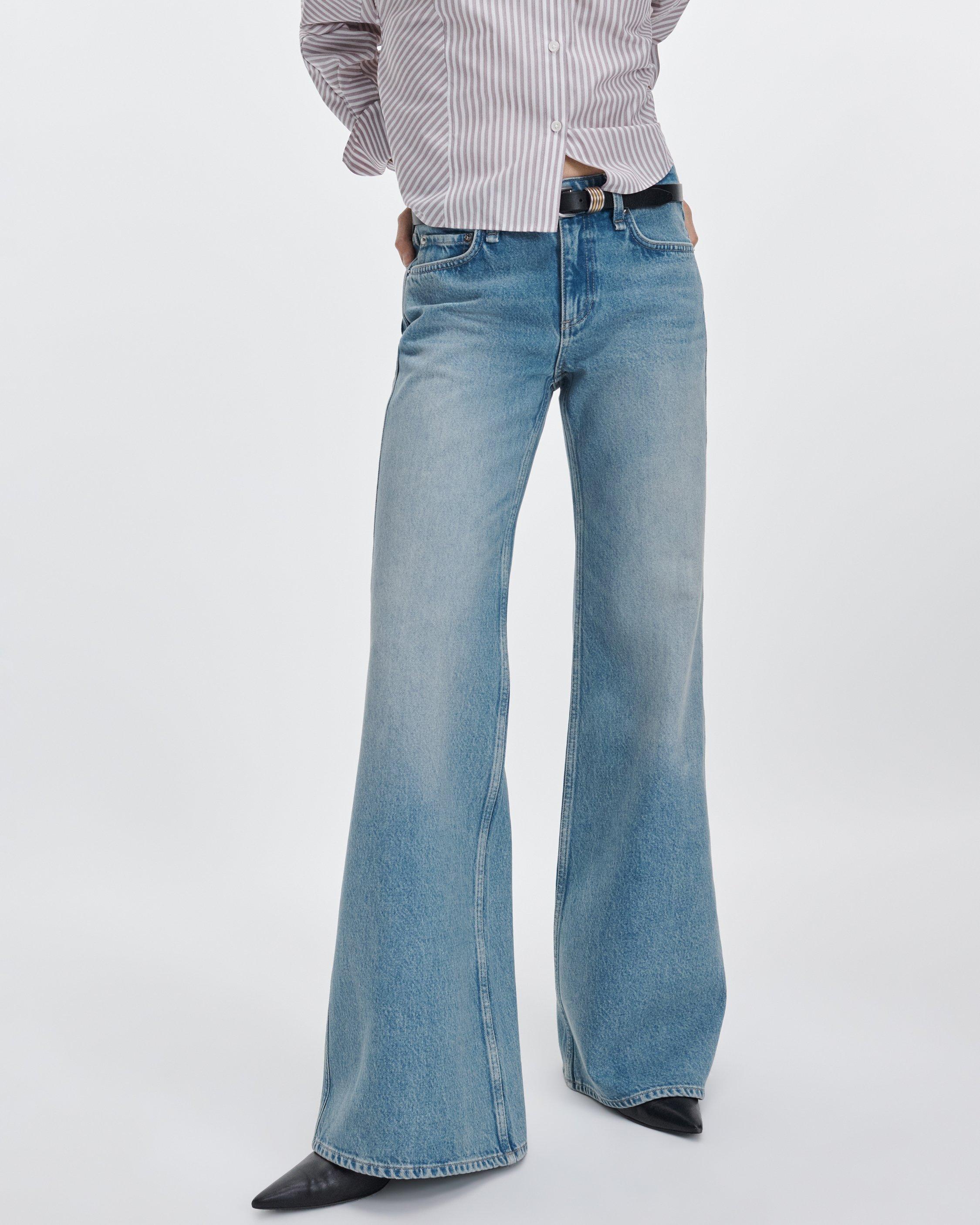 Josie Relaxed Flare Jean image number 3