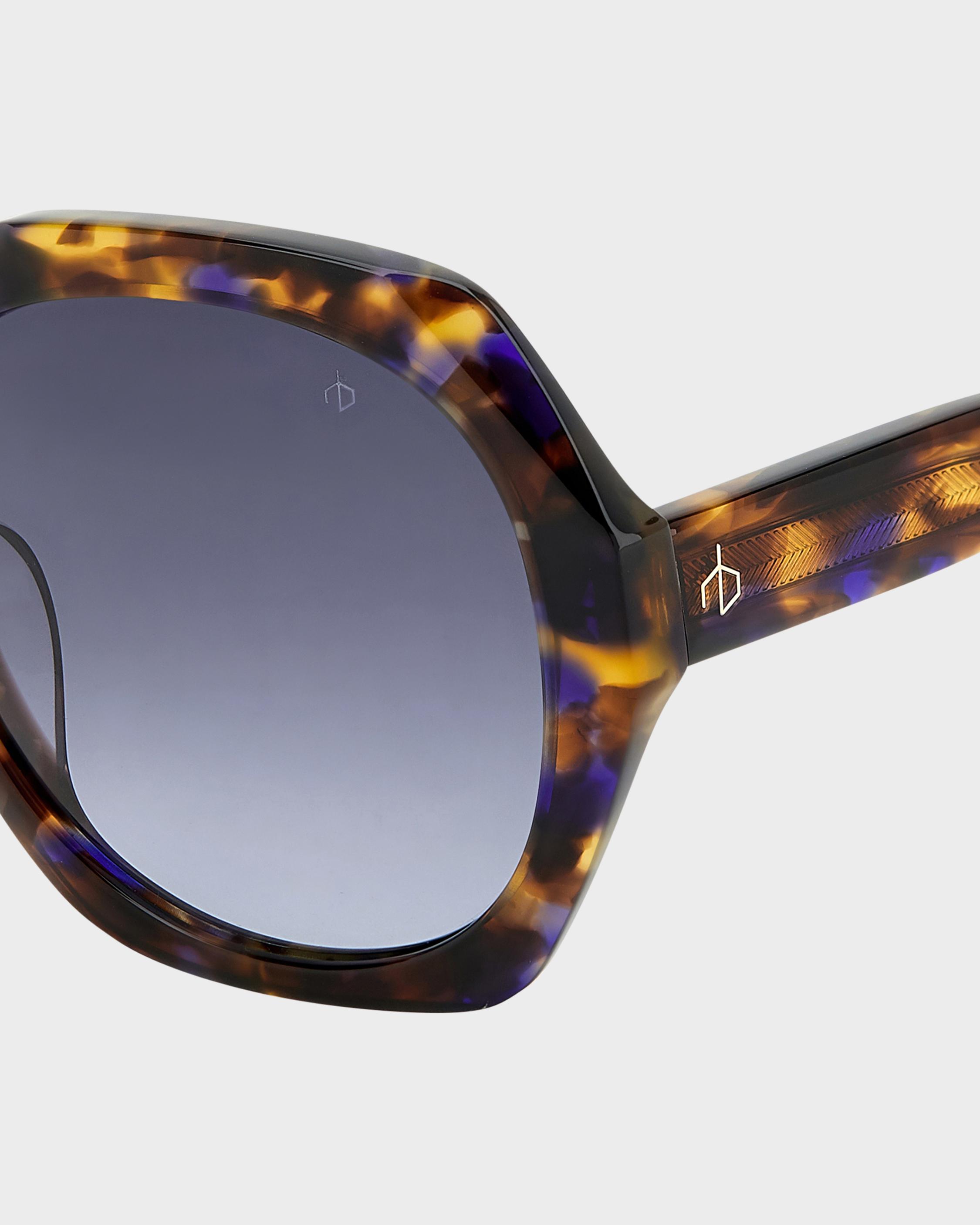 Annalise Sunglasses image number 3