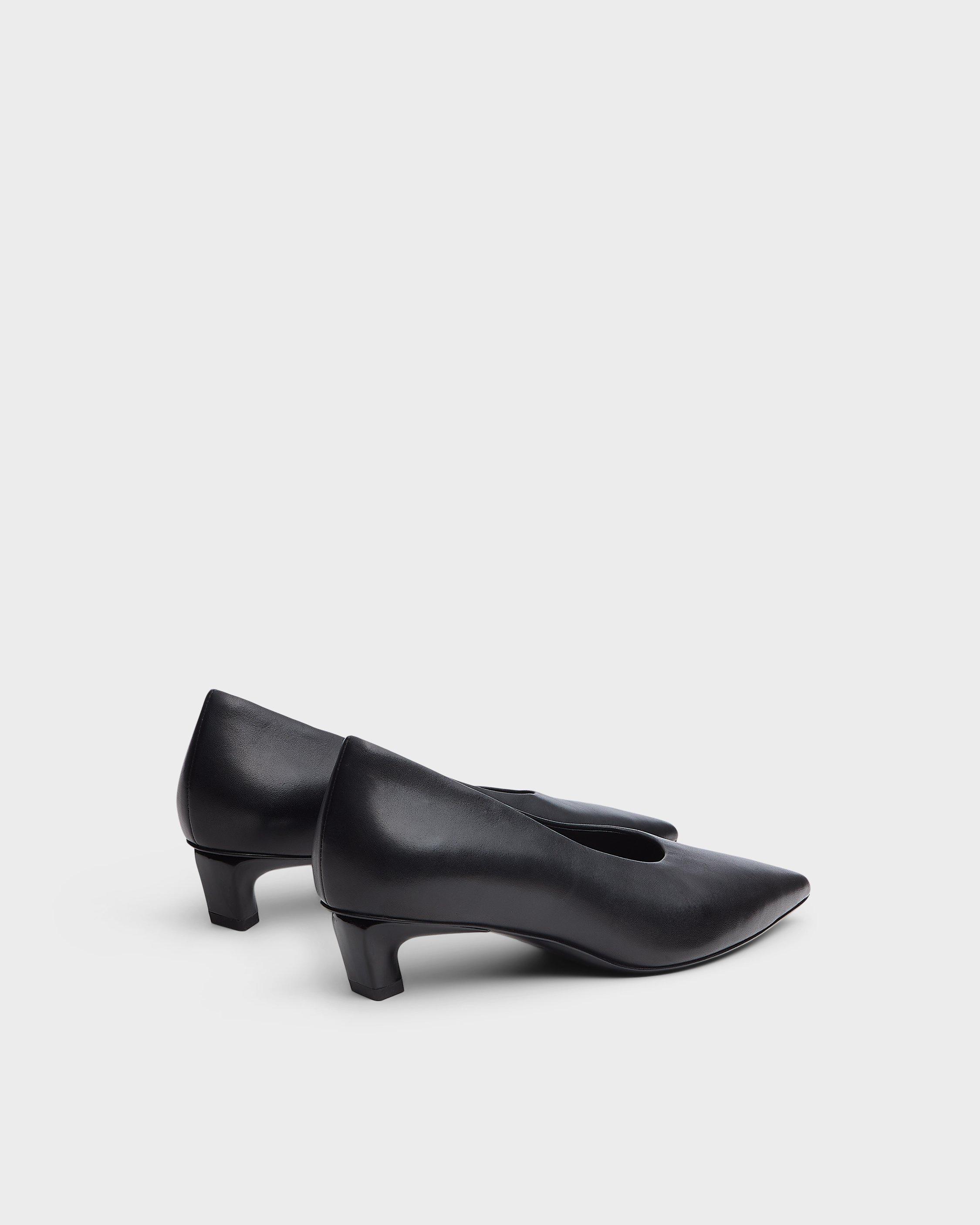 Paloma Leather Pump image number 4