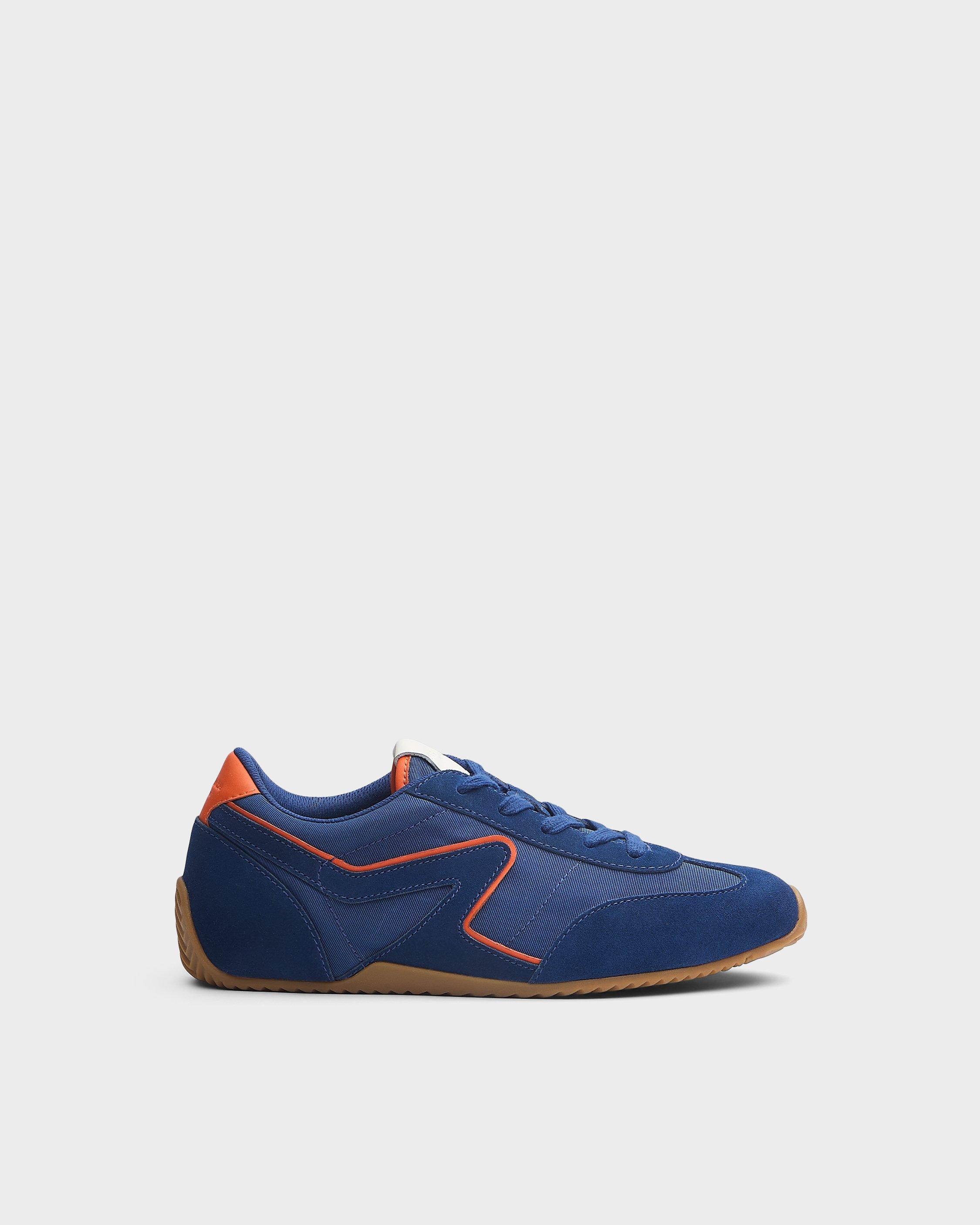 Ultra Slim Retro Runner image number 1