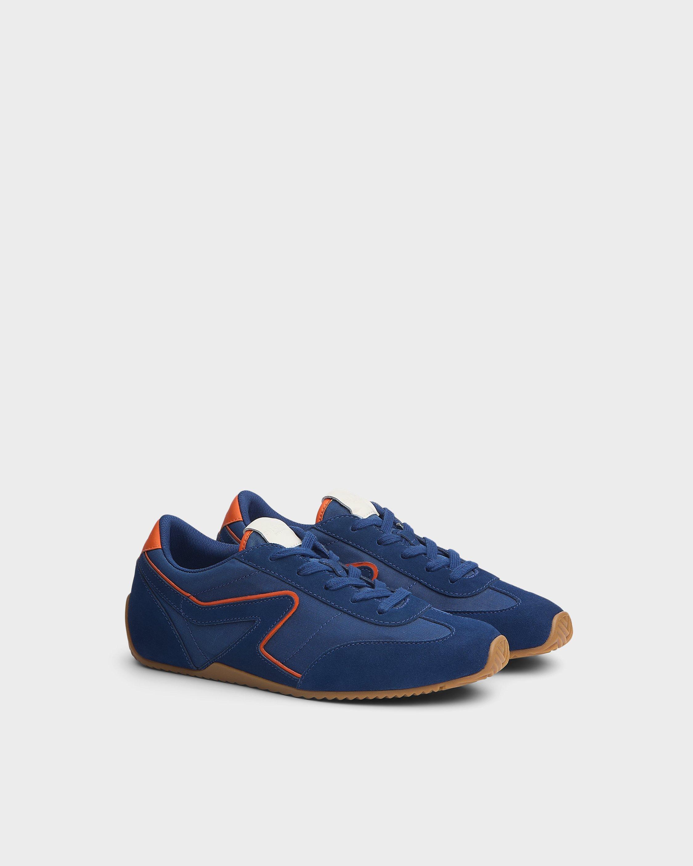 Ultra Slim Retro Runner image number 2