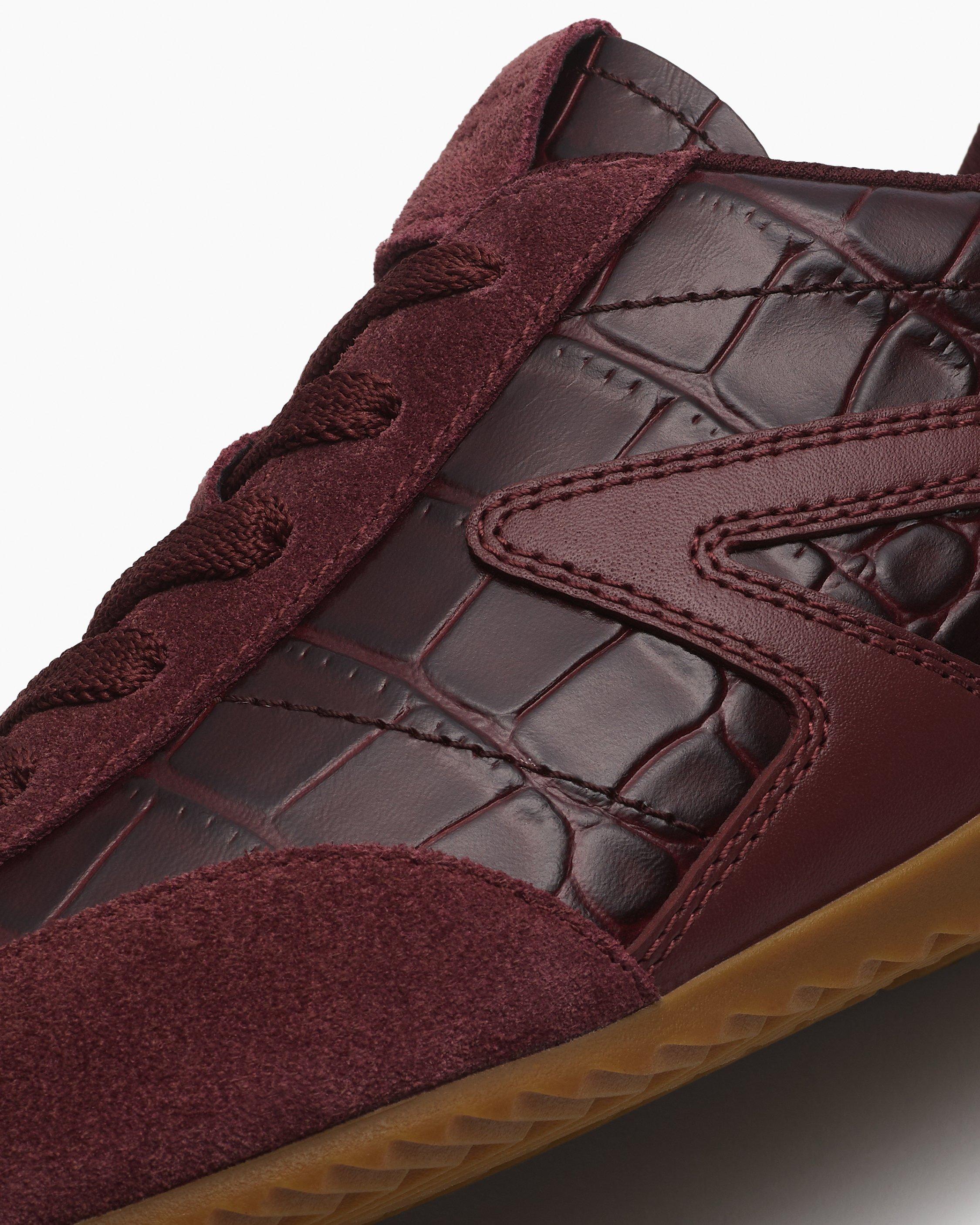 Ultra Slim Retro Runner Sneakers image number 5