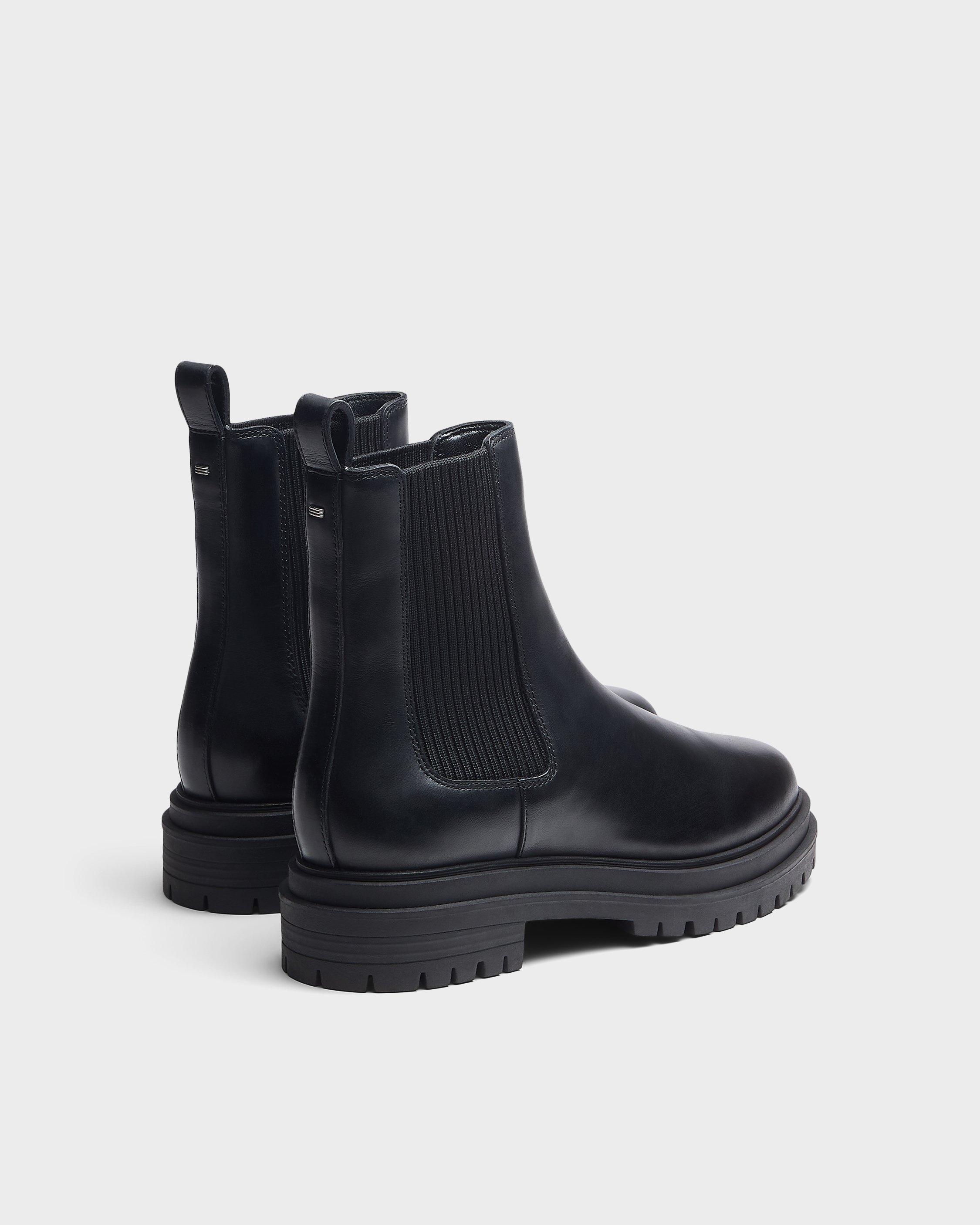 Bedford Leather Chelsea Boot image number 3
