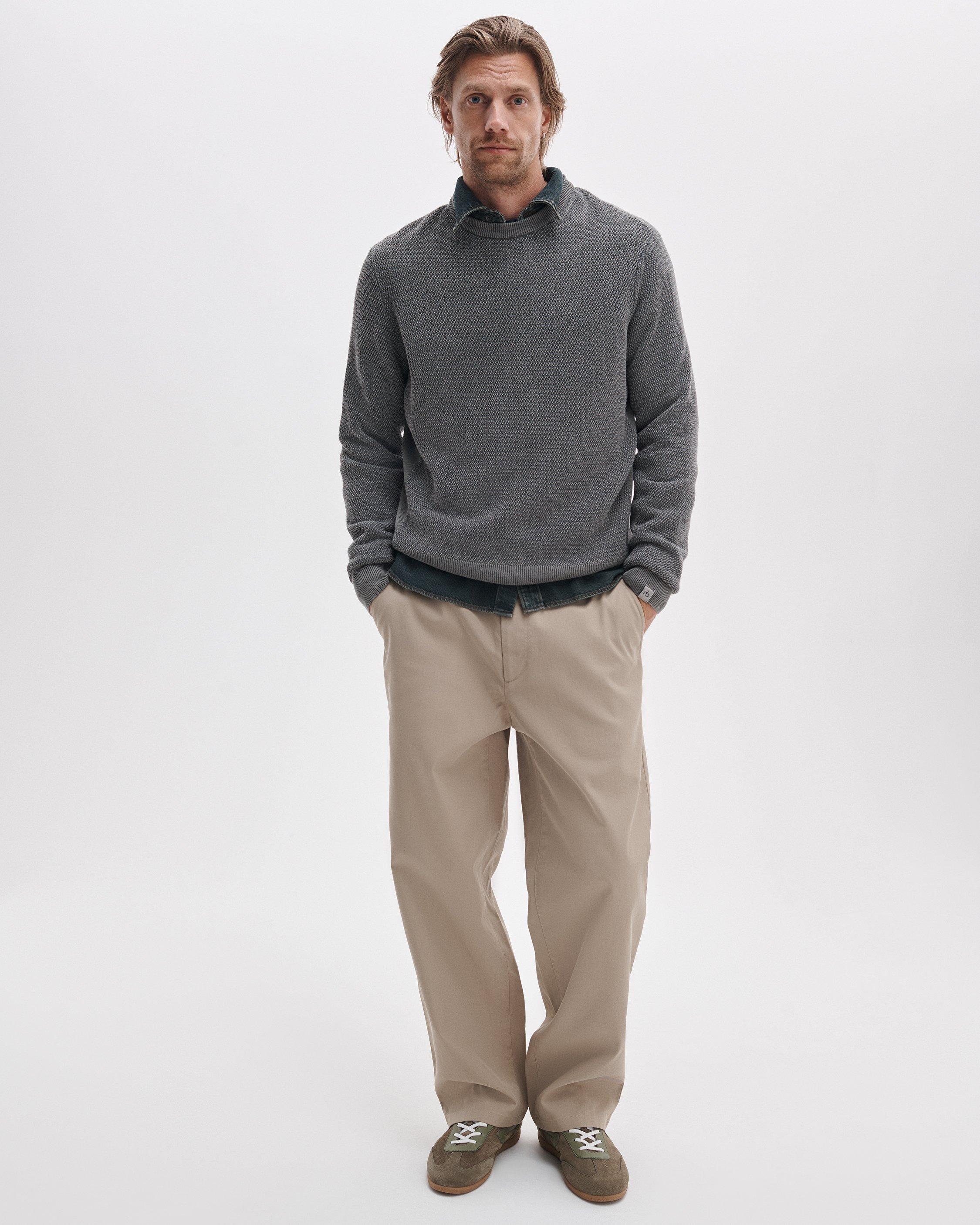 rbBAGGY Fit Chinos image number 3