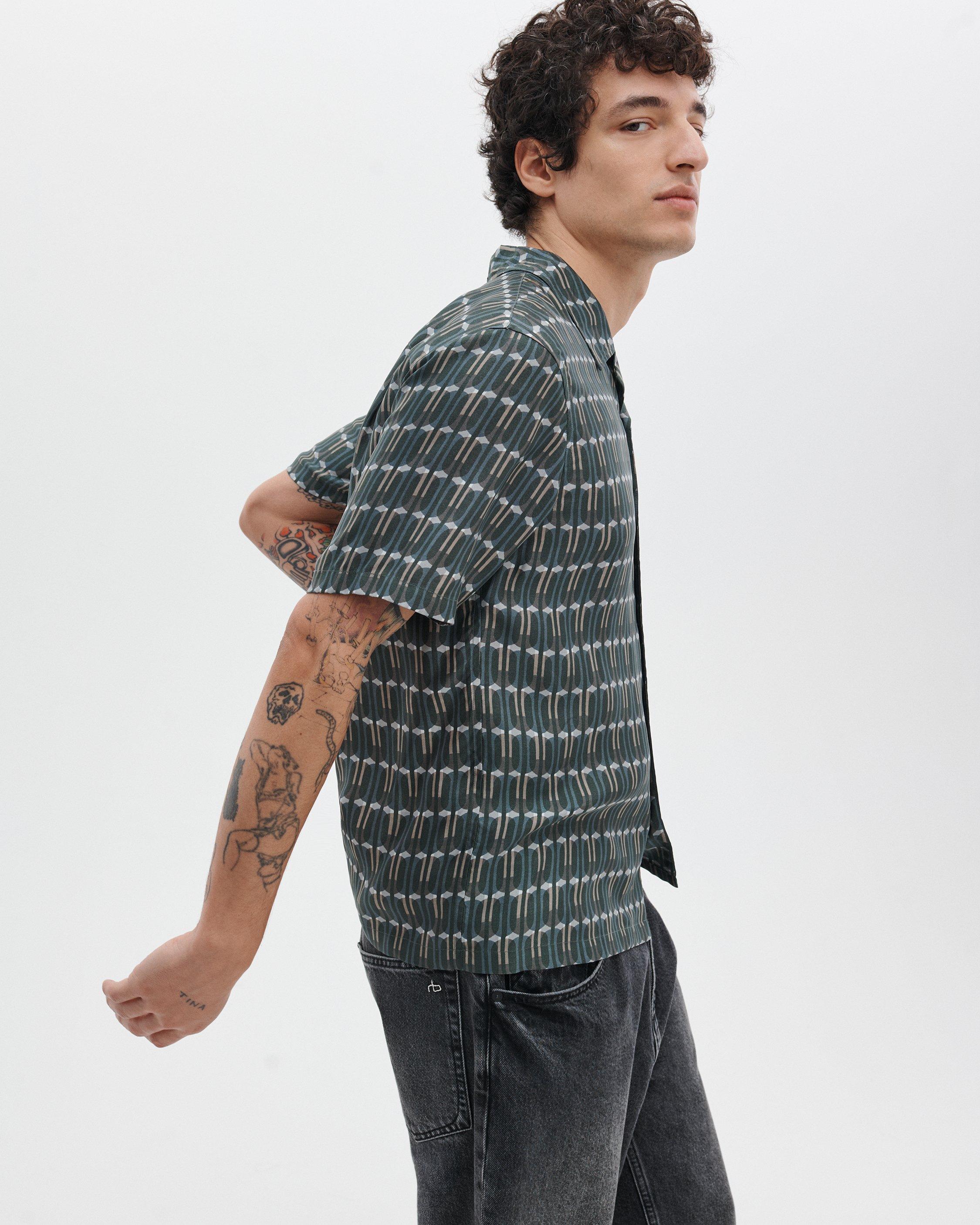 Avery Printed Shirt image number 5