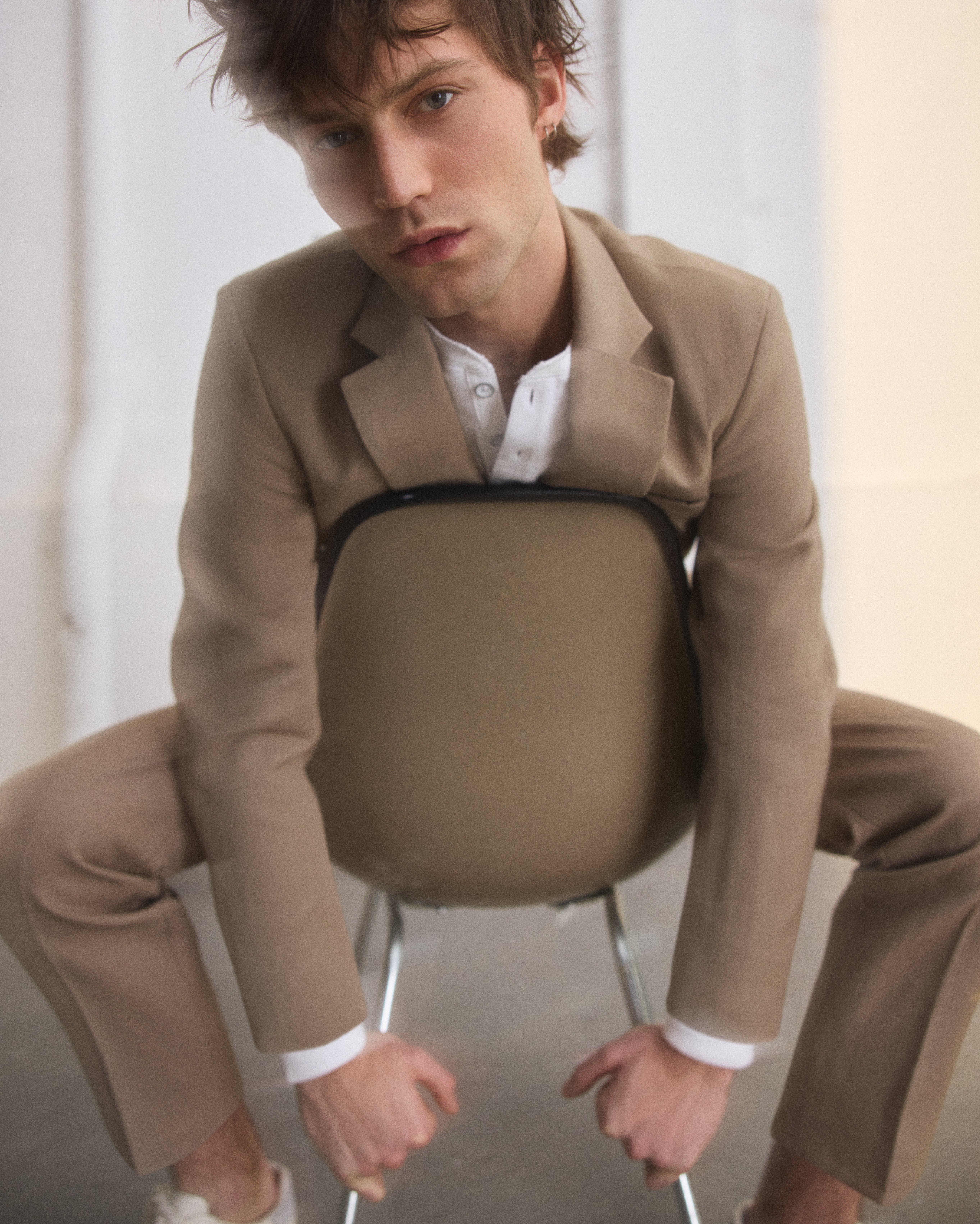 Evan Italian Wool-Blend Trousers image number 7