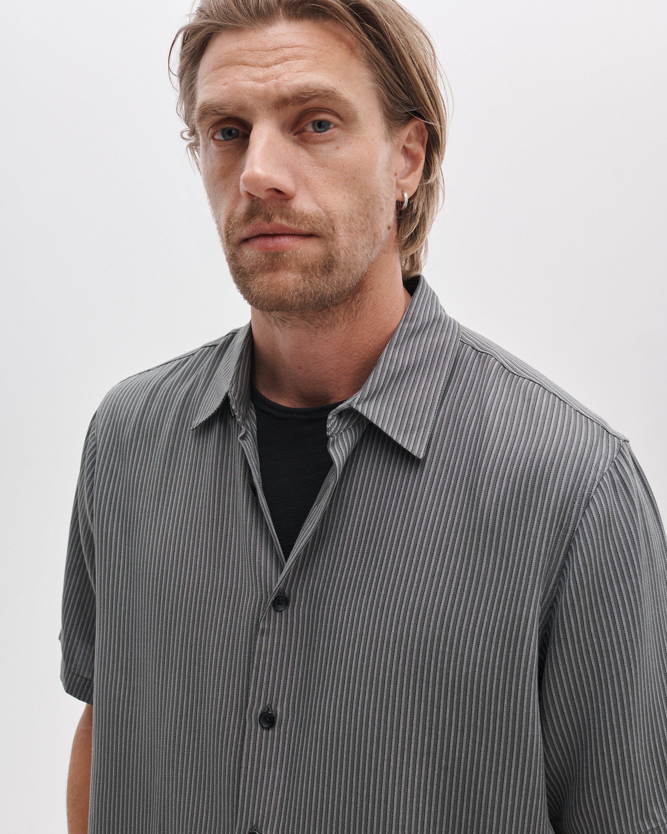 Dalton Short-Sleeve Jacquard Shirt image number 4