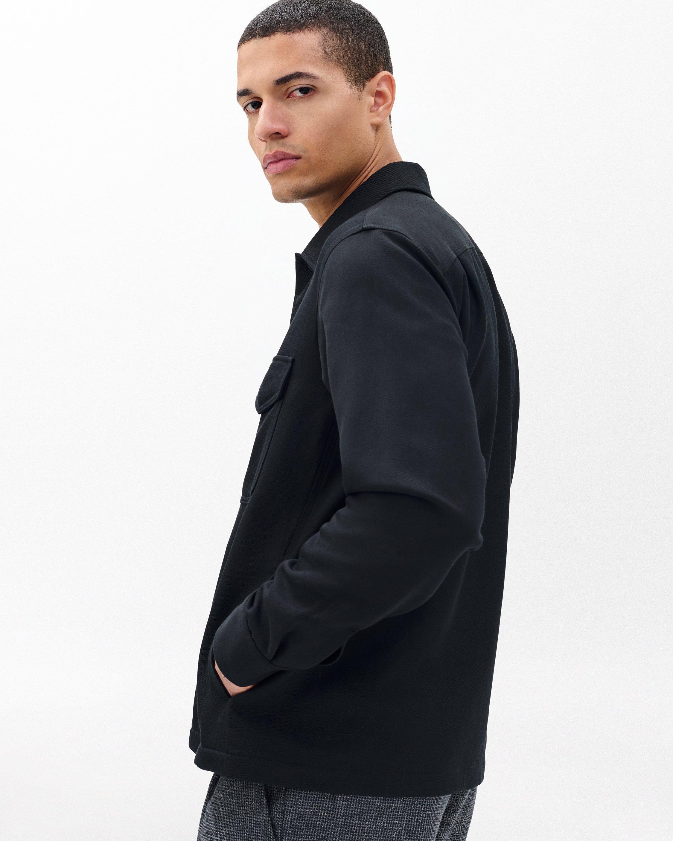 ロベルトカヴァリ　ファー襟付き黒ニットジャケット ファーポケット ニットカーディガン｜JENNE(ジェンヌ)公式通販