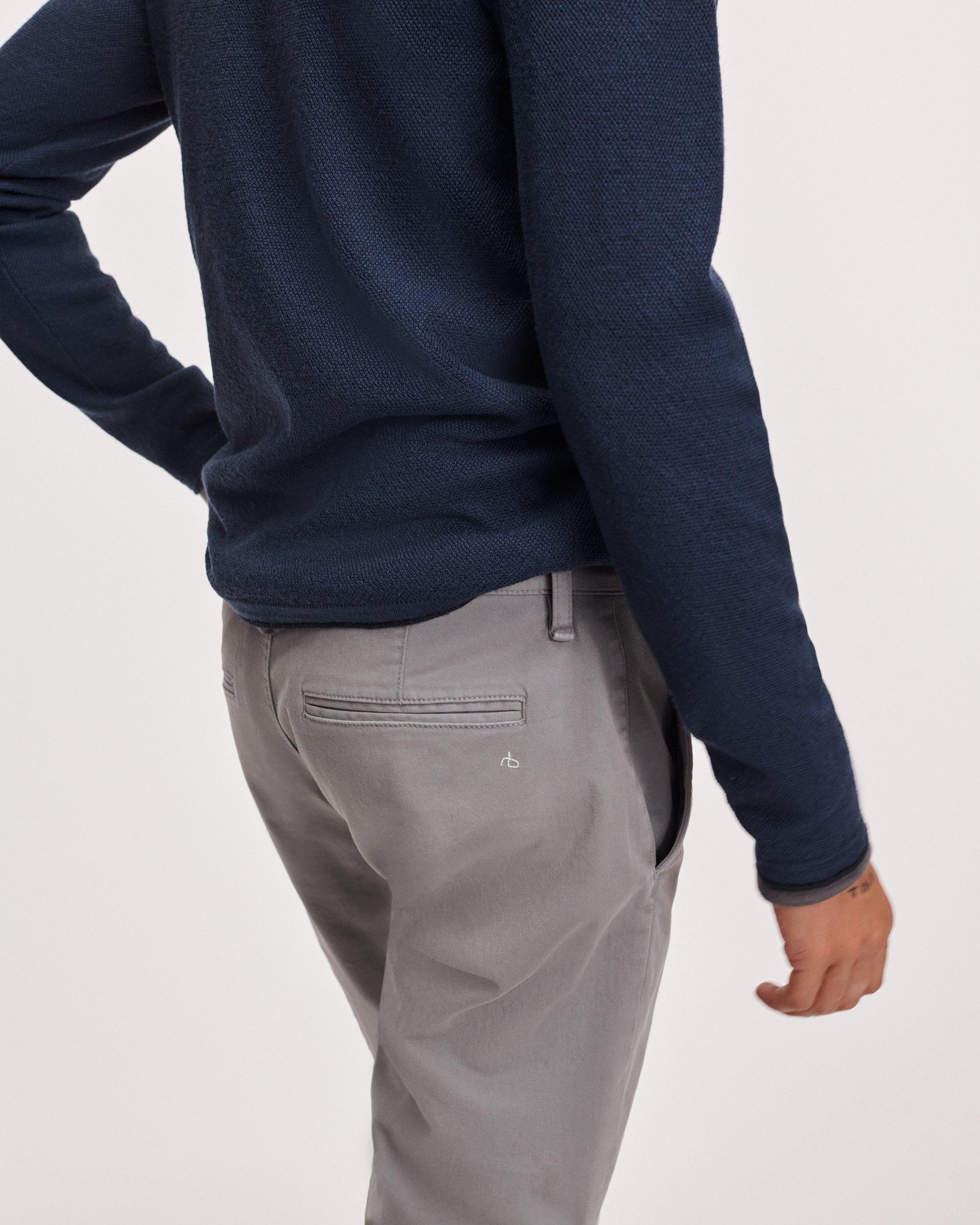 Fit 3 Athletic Chino image number 5