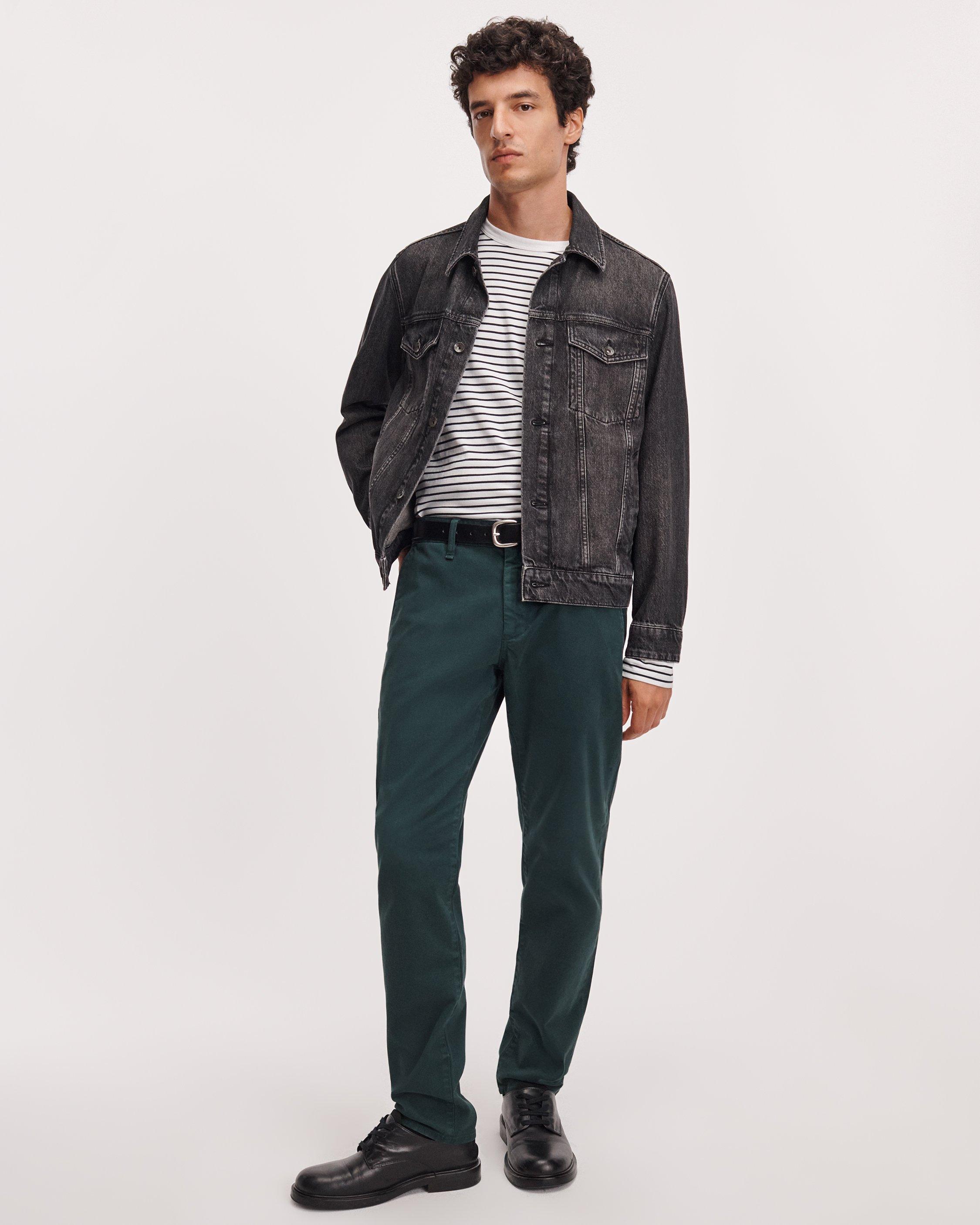 Fit 3 Athletic Chino image number 2