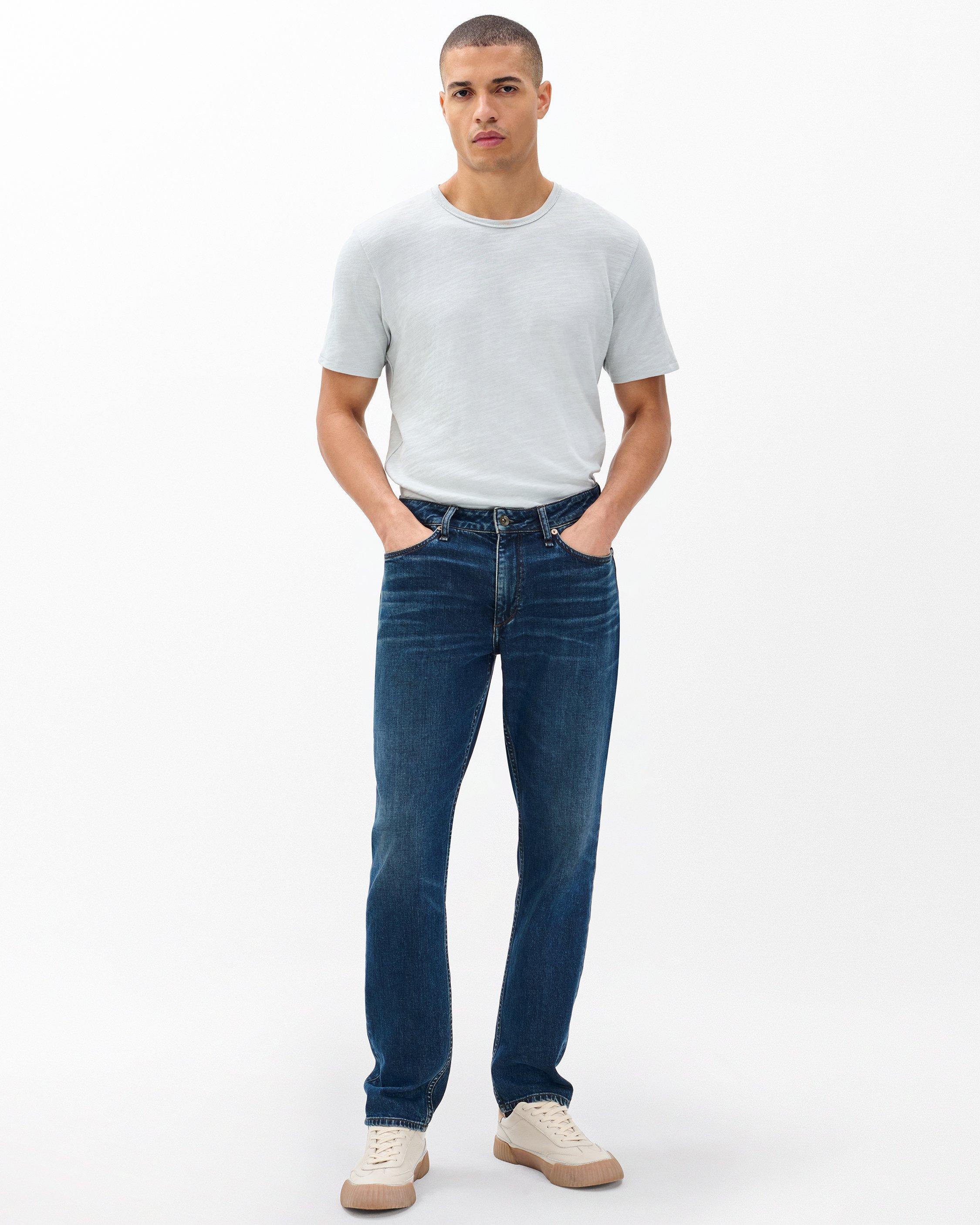 Fit 3 Athletic Jean image number 3