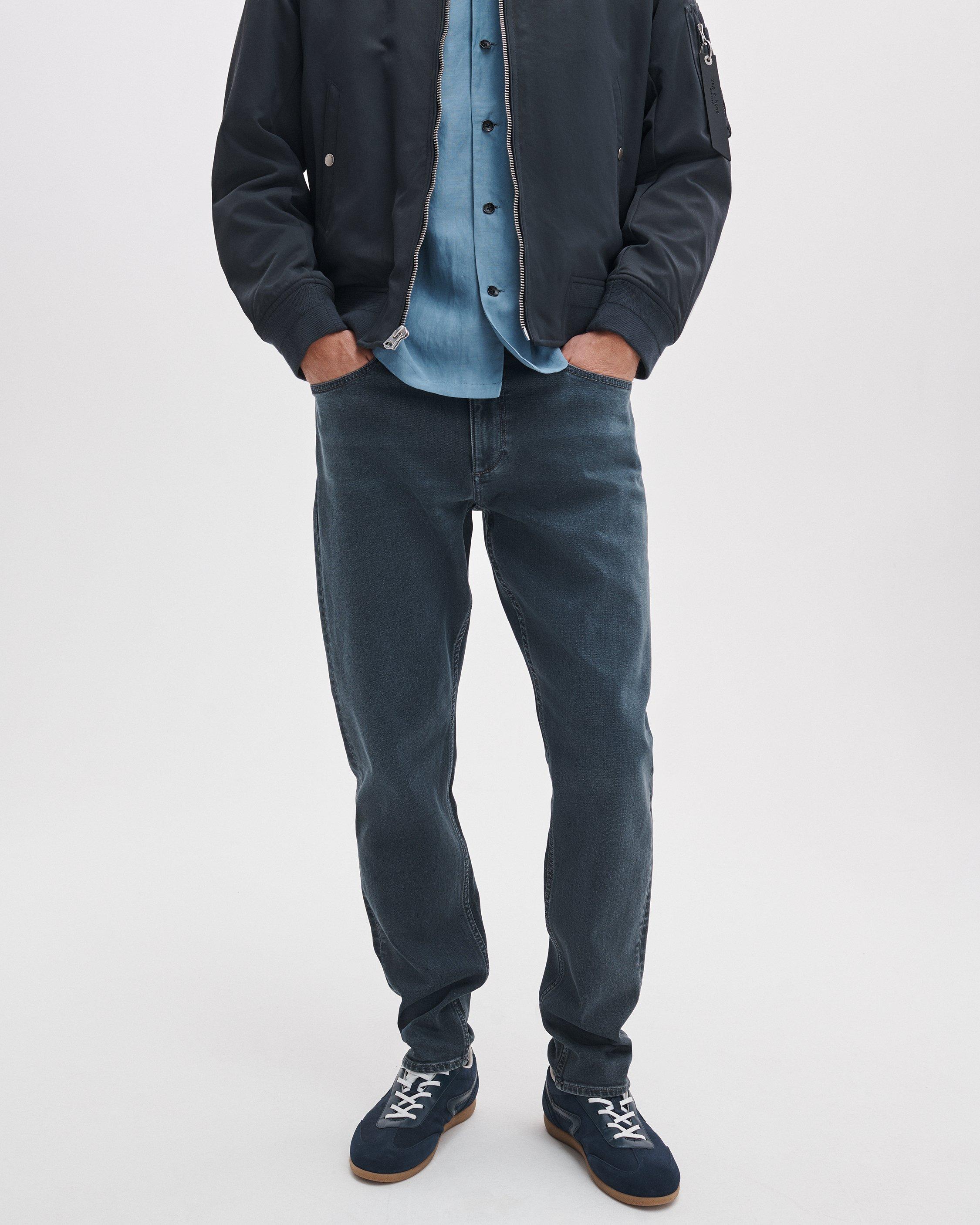 Fit 3 Athletic Jean image number 3