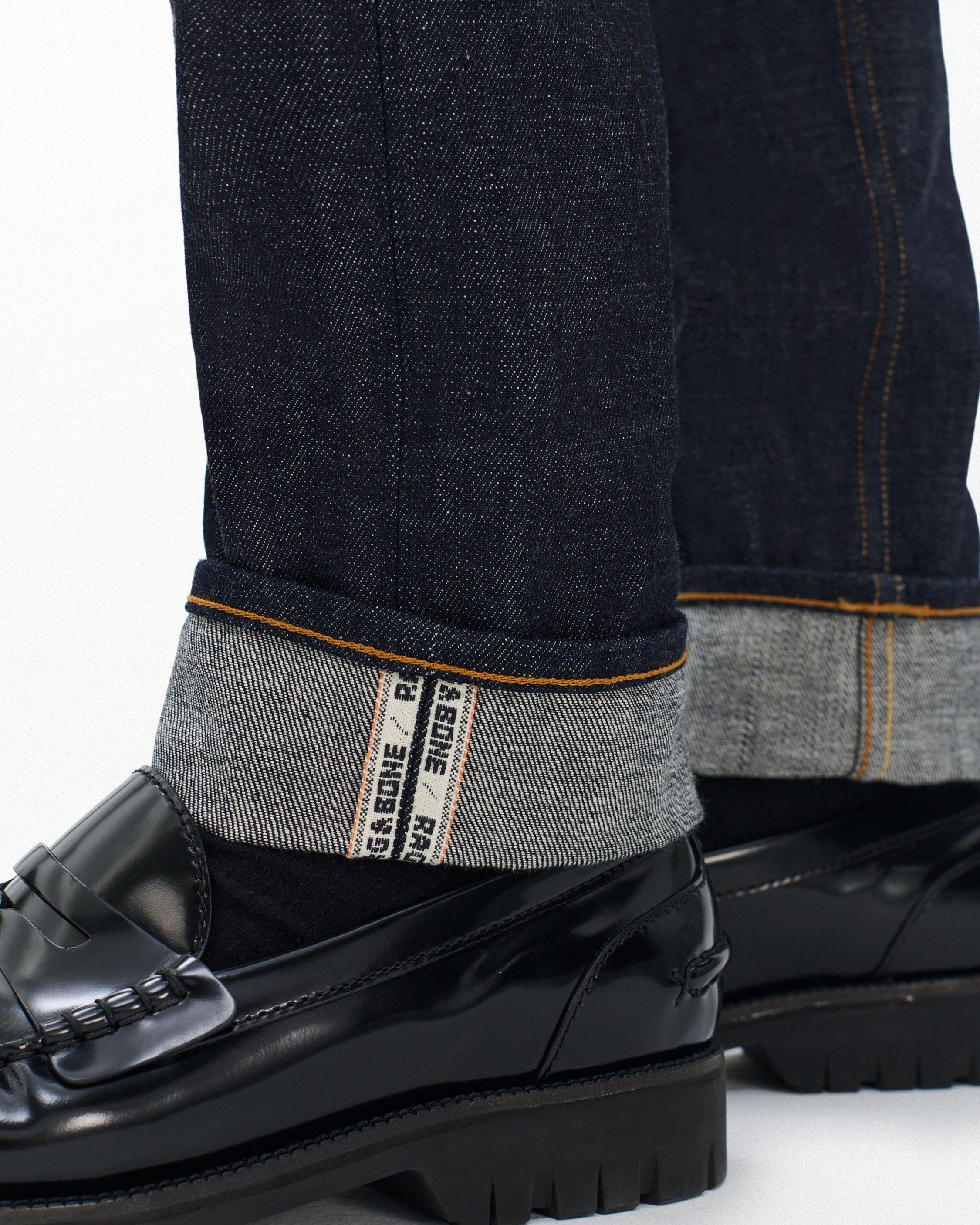 Fit 3 Athletic Jeans image number 4