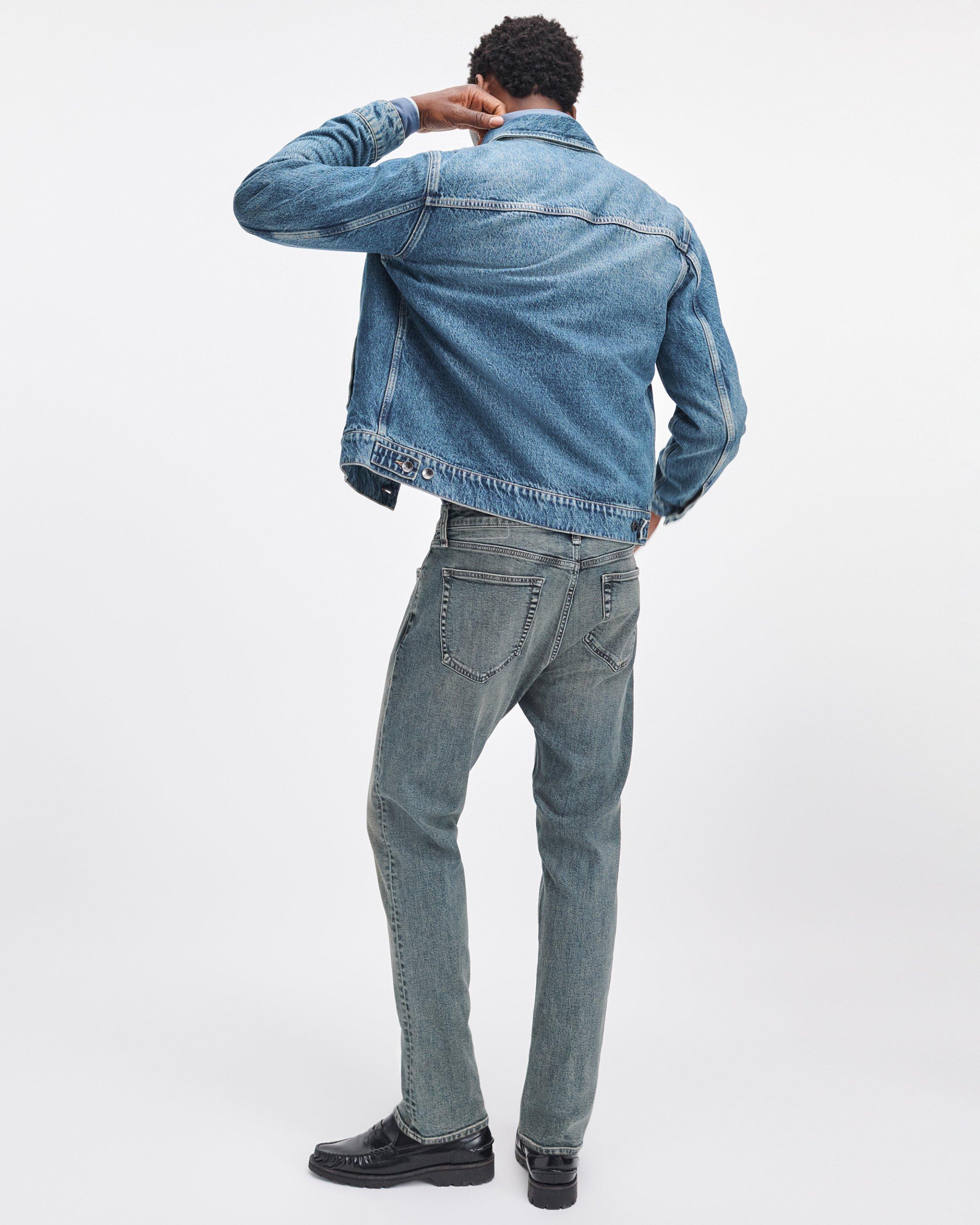 Fit 3 Athletic Jean image number 5