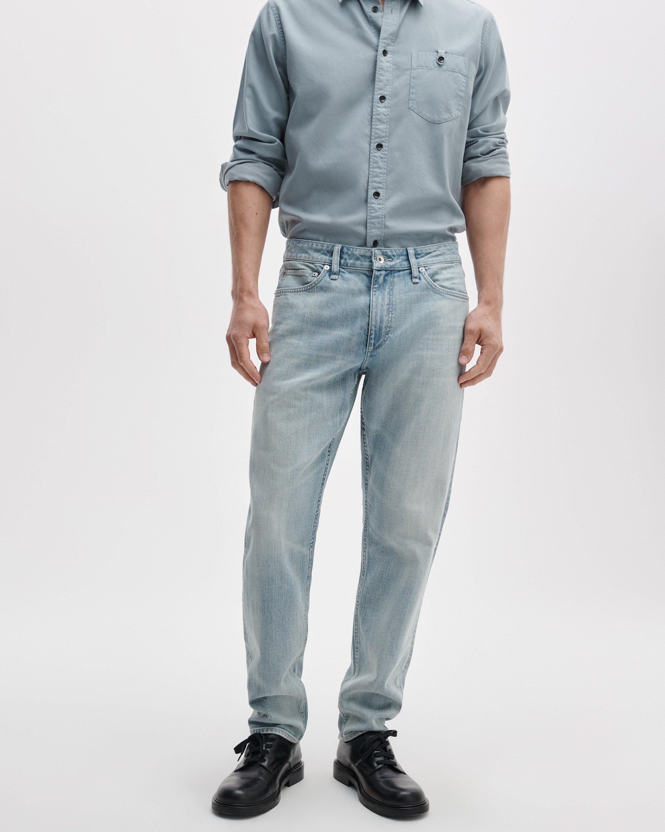 Fit 3 Athletic Jean image number 3