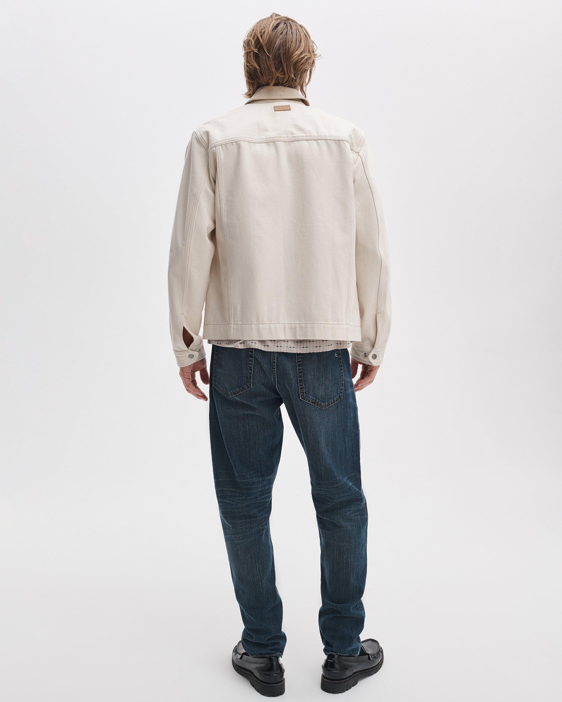 Fit 3 Athletic Jean image number 4