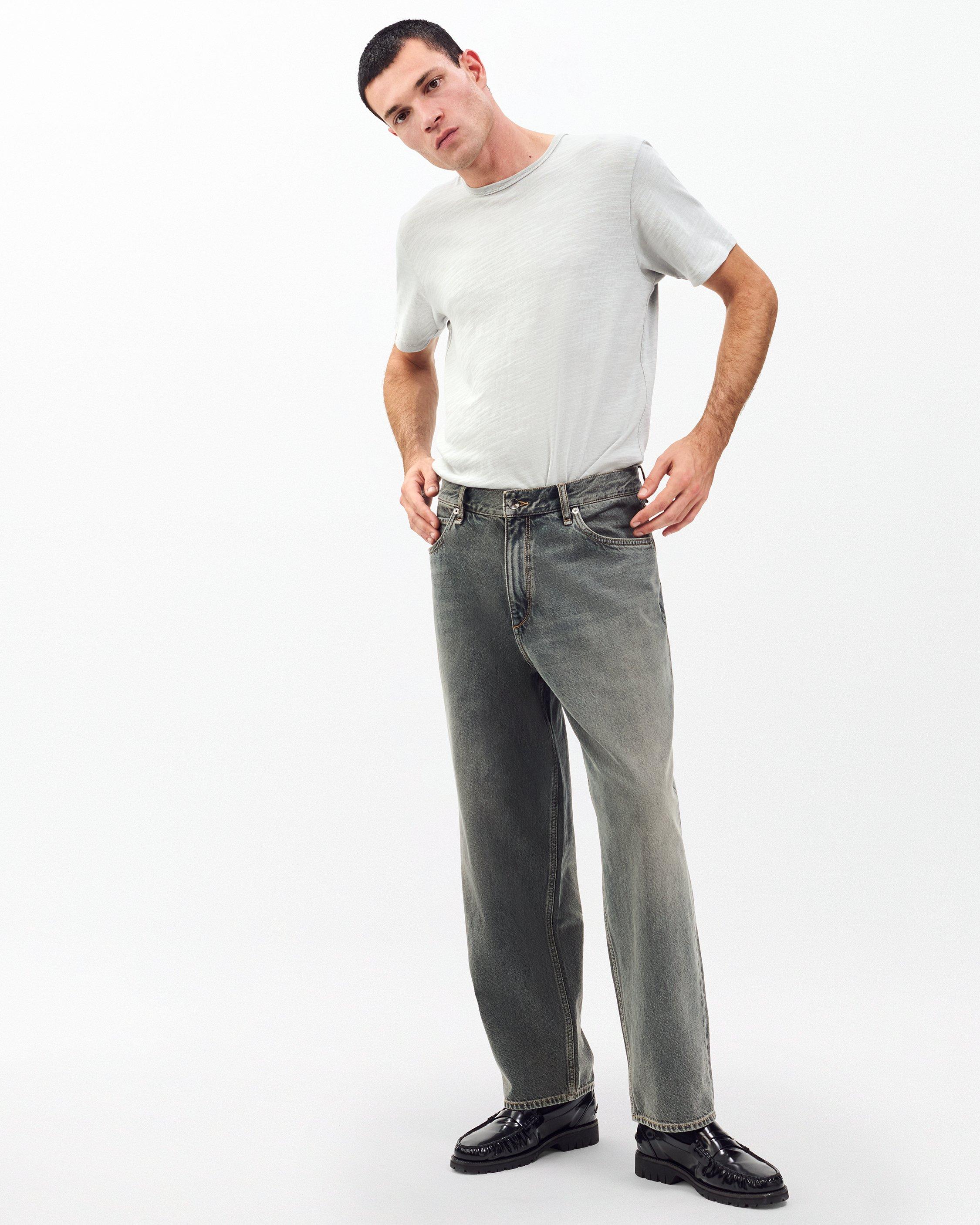 rbBaggy Fit Jeans image number 3