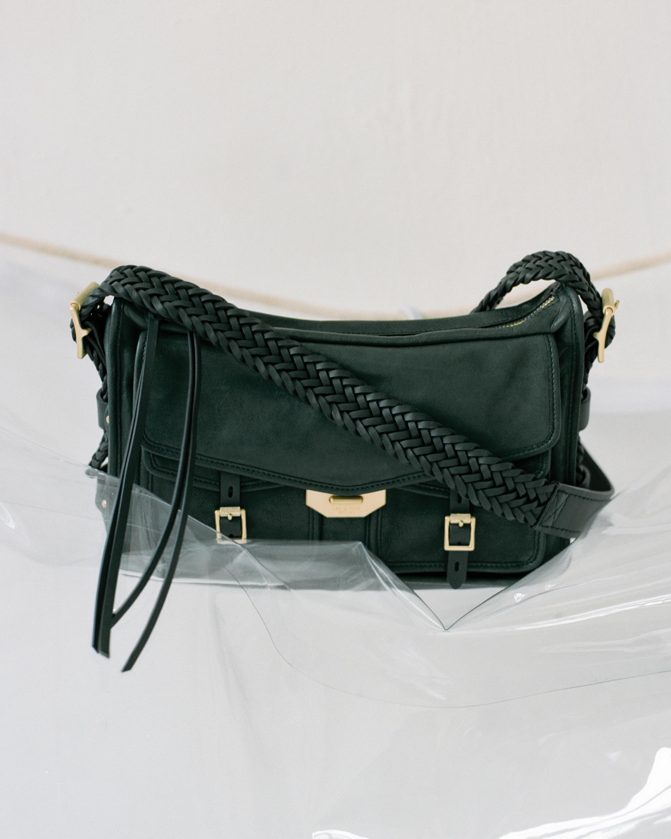 Rag and bone online field messenger