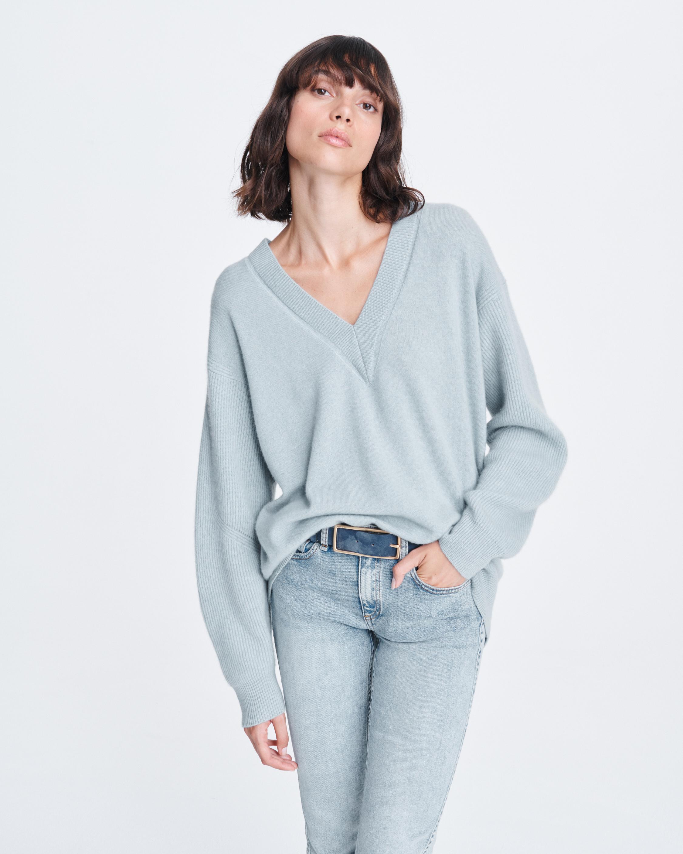 Lucky Brand YEAR OF THE DRAGON Cashmere V Neck Sweater. M