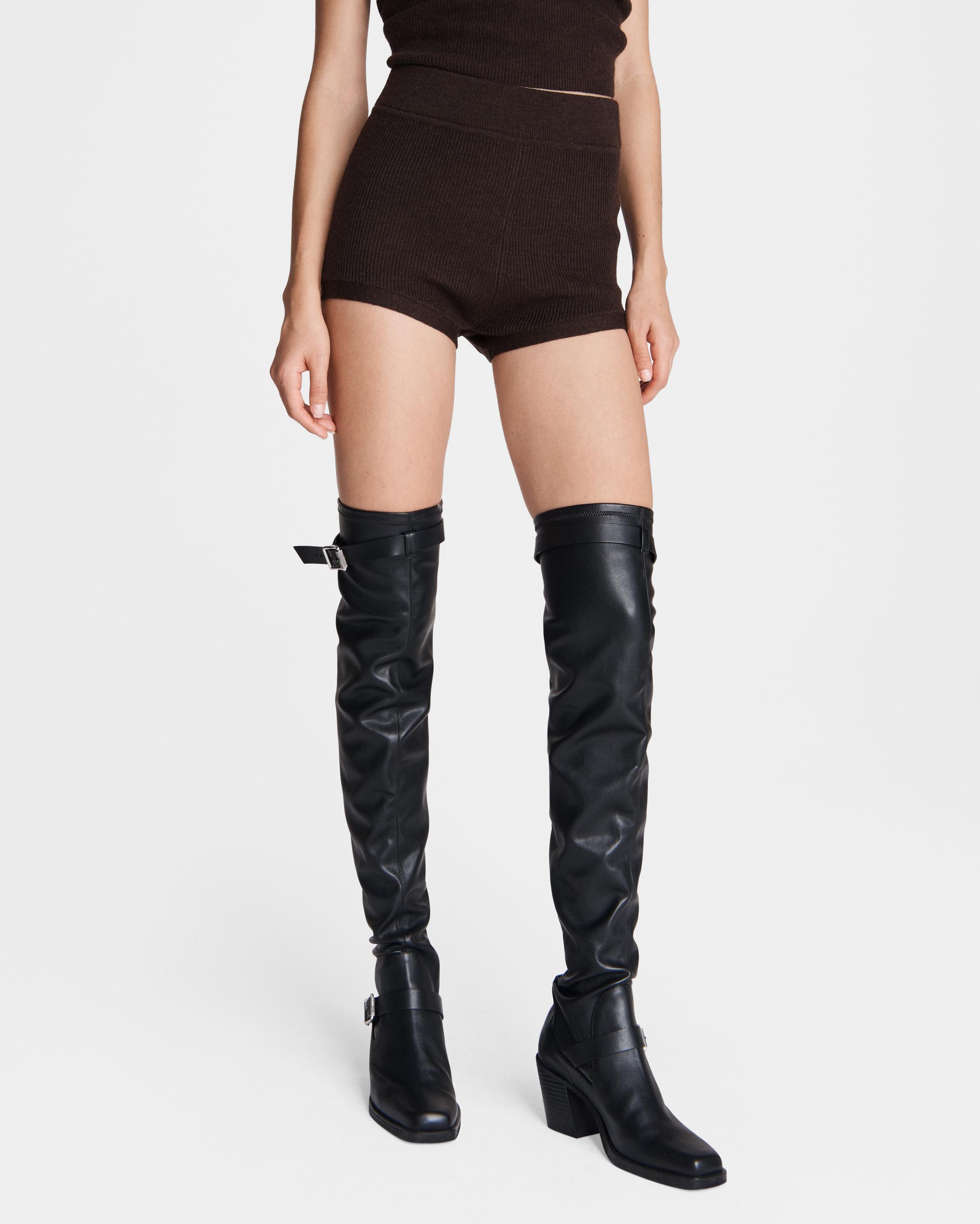 Hot Pants Shorts Black