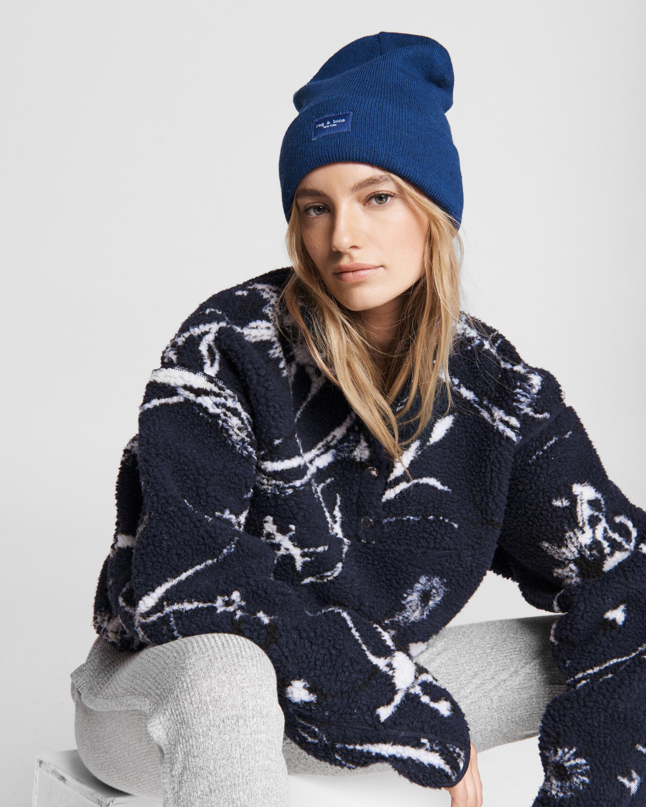 Sporty Fleece Pullover in Fresh-Cut Floral Navy