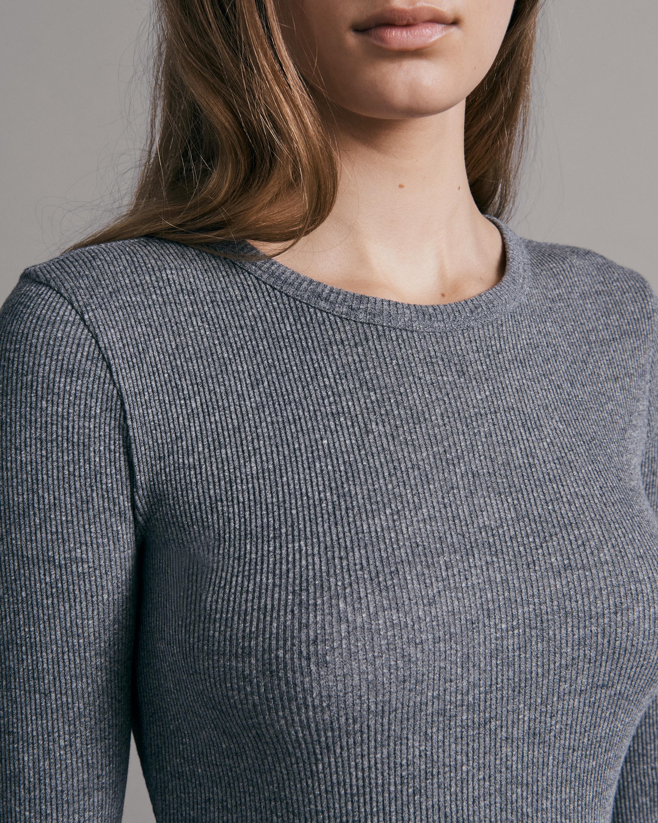 Essential Rib Turtleneck T-Shirt