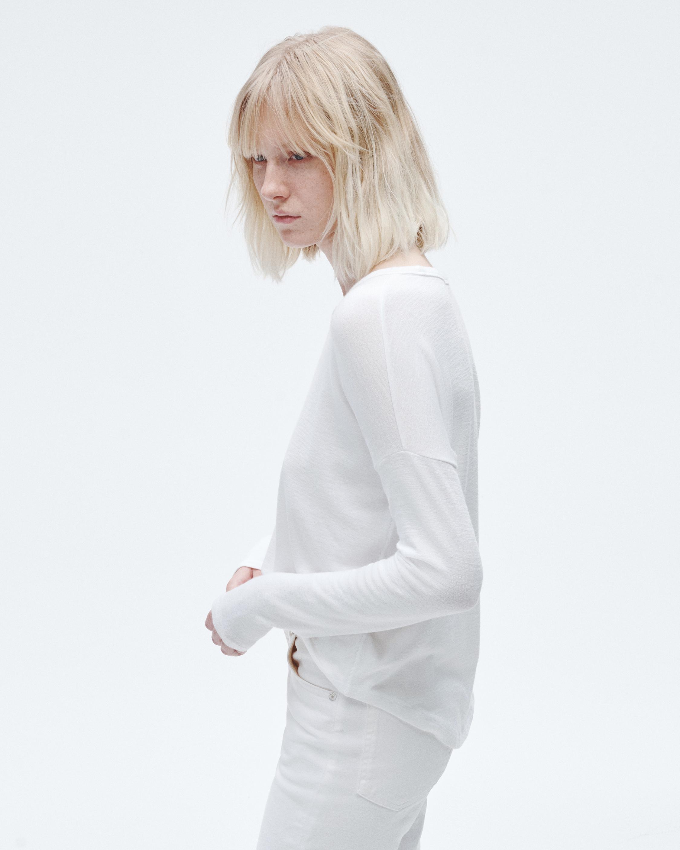 white knitted long sleeve