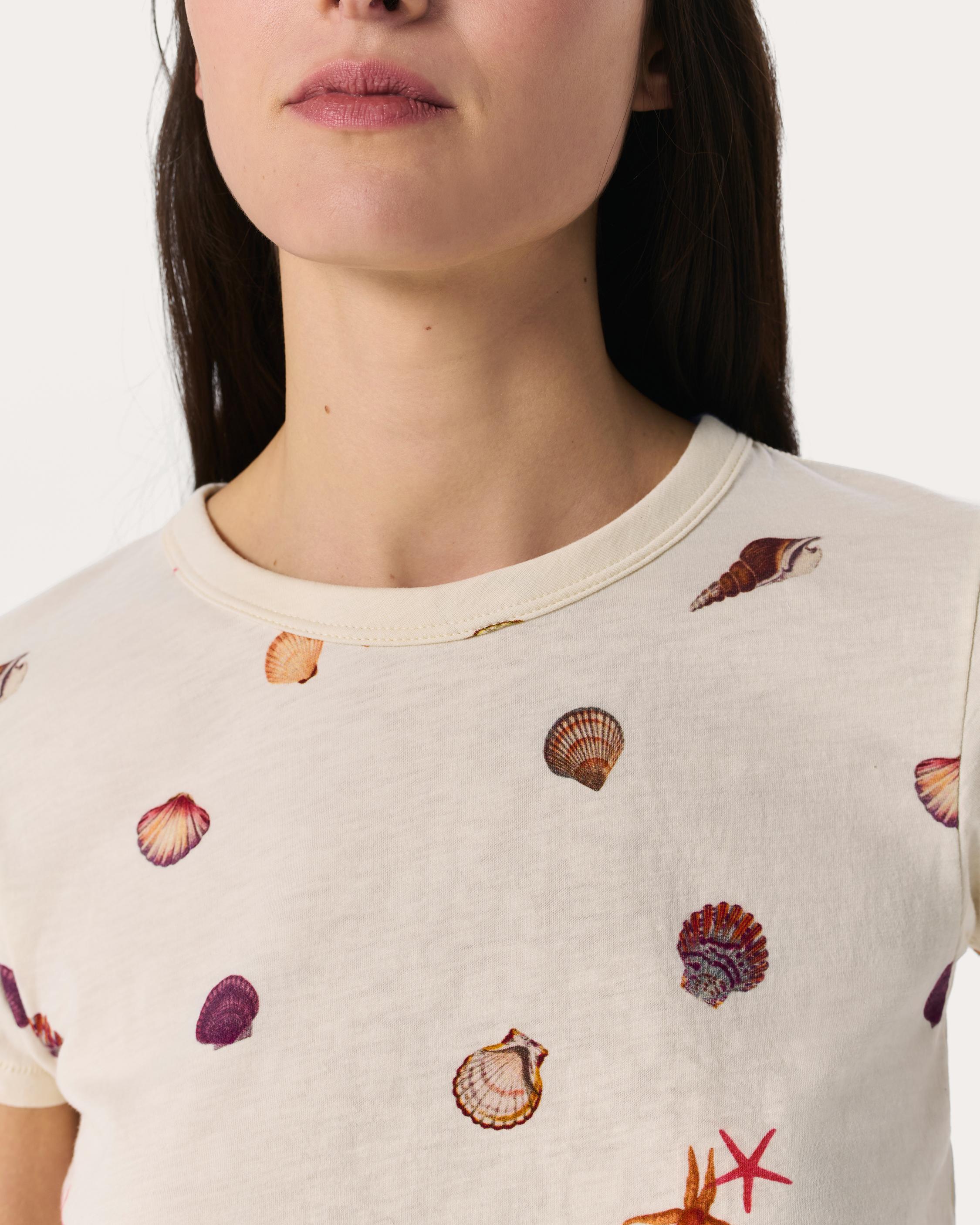 Seashell Graphic Tee image number 4