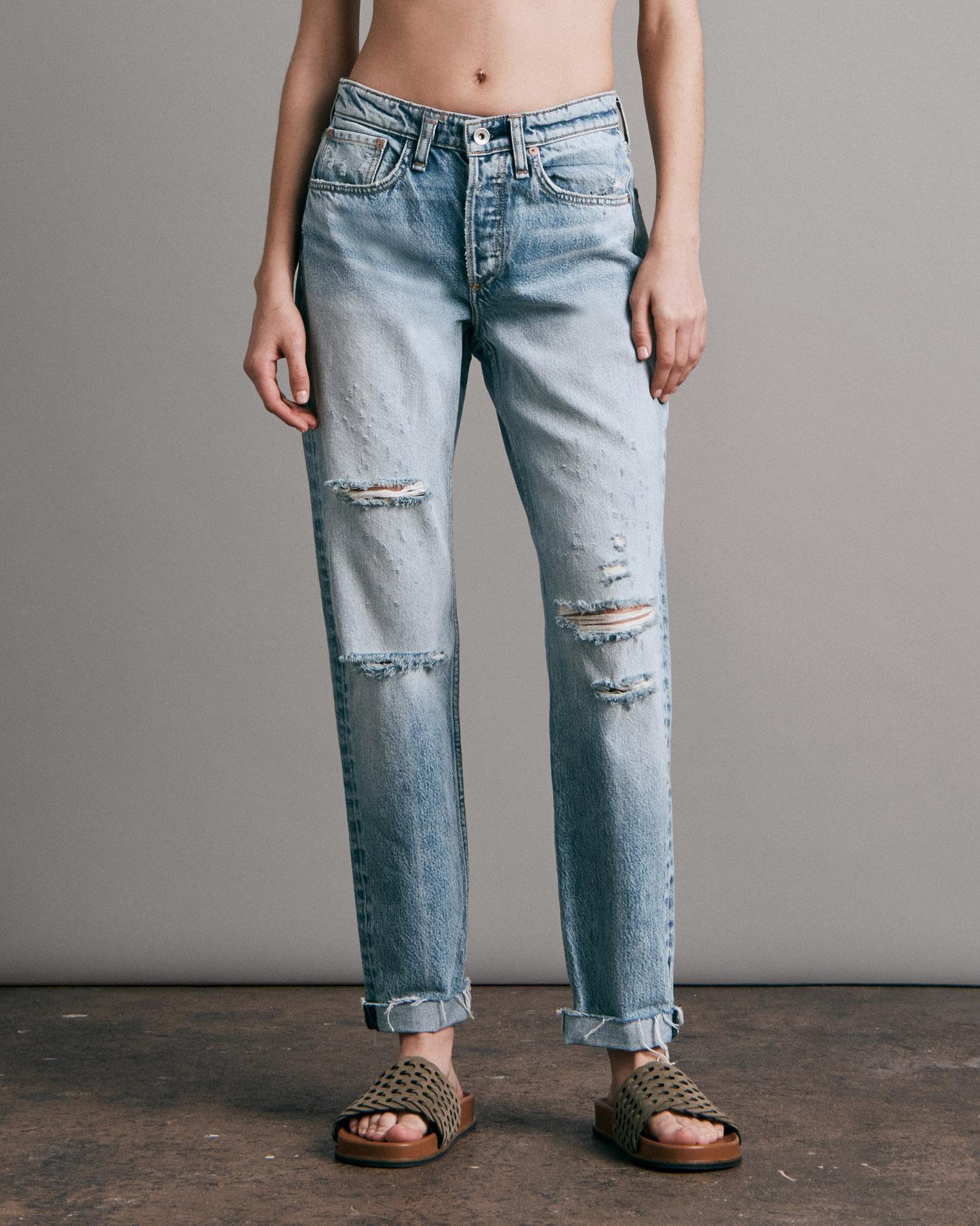 【関税込み】rag & bone ブルー Rosa ボーイフレンド ジーンズ Rosa Mid-Rise Boyfriend - Jones - Jones W/ Holes | rag & bone