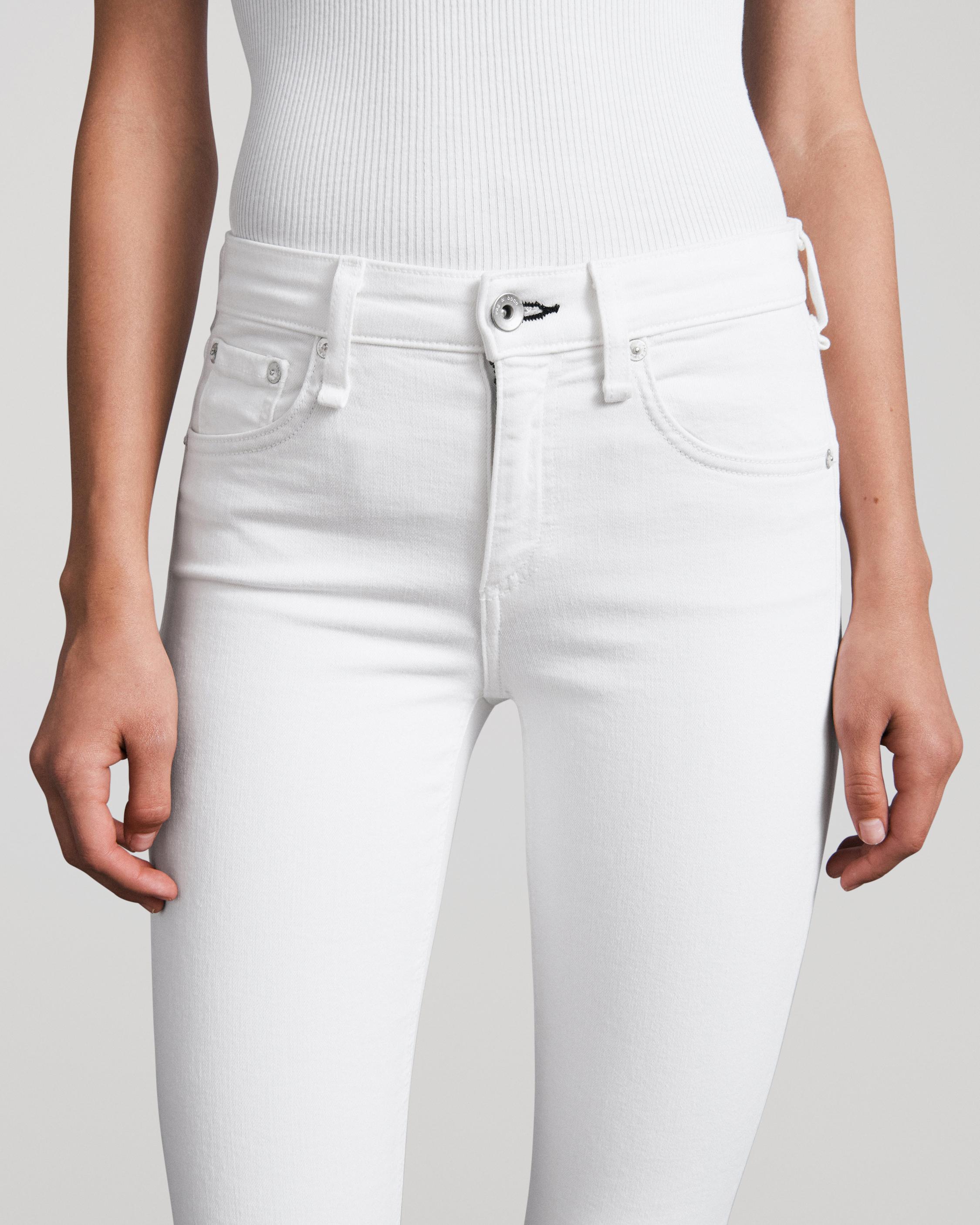 All white hot sale skinny jeans